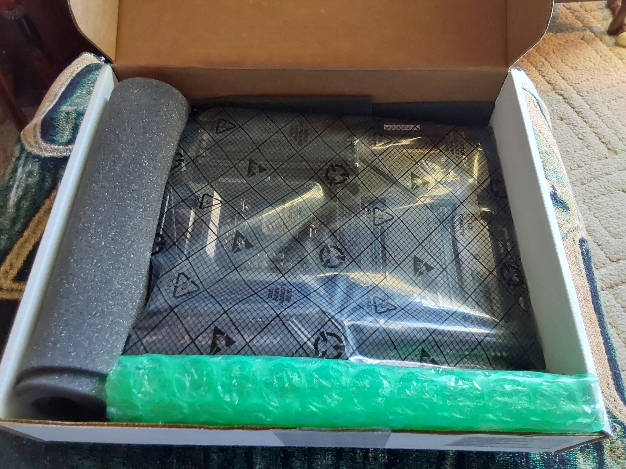 ASUS ROG MAXIMUS X CODE Z370 LGA1151 Intel DDR4 ATX Motherboard (Open Box)