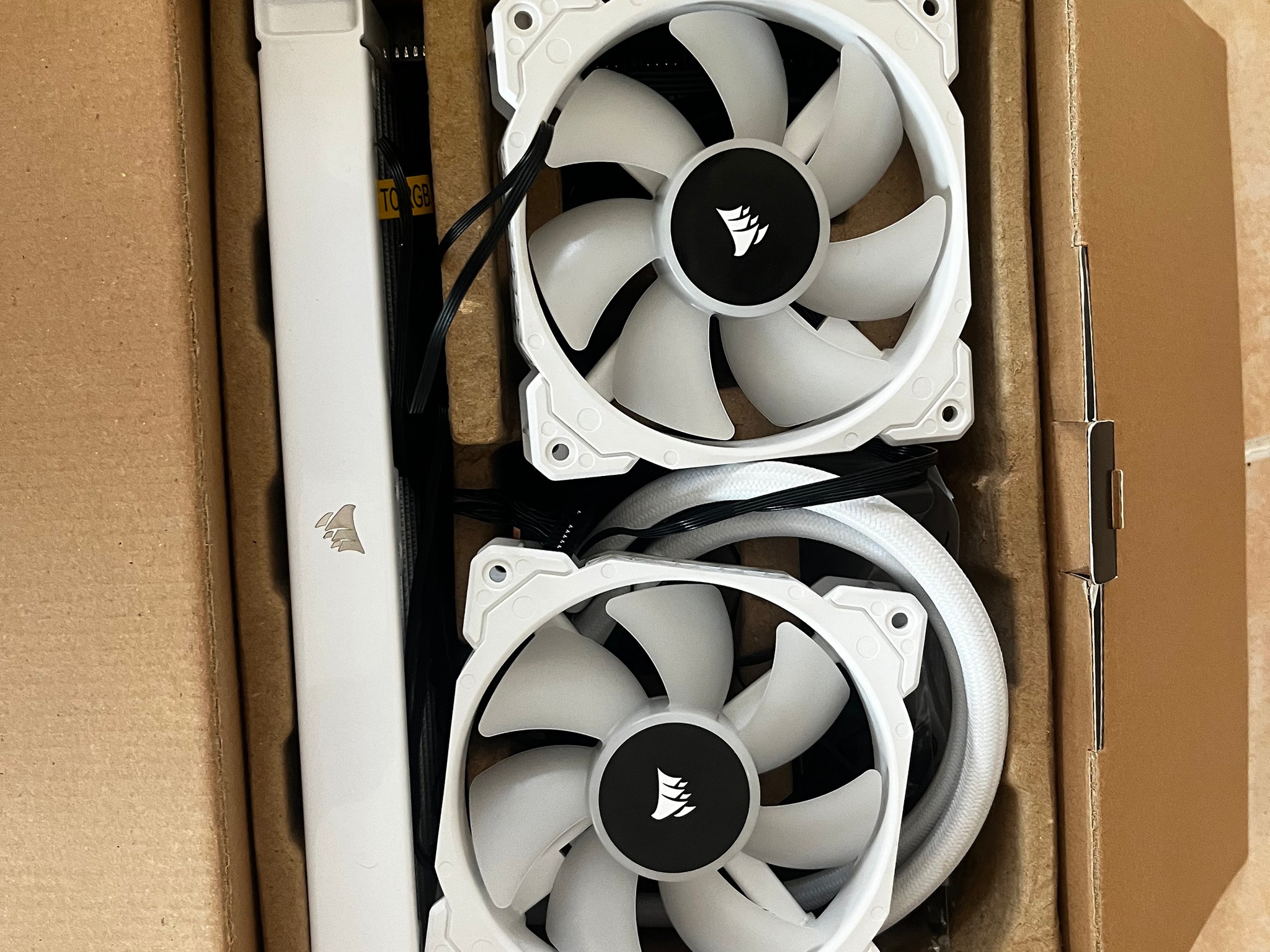 Corsair h100i white