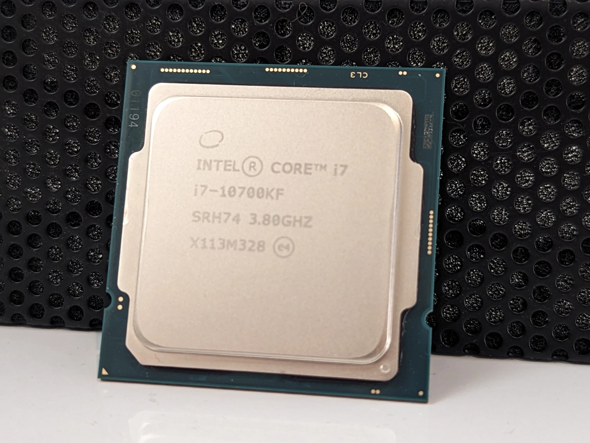 Intel Core i7-10700KF, 8C/16T CPU, 3.8 GHz, LGA 1200