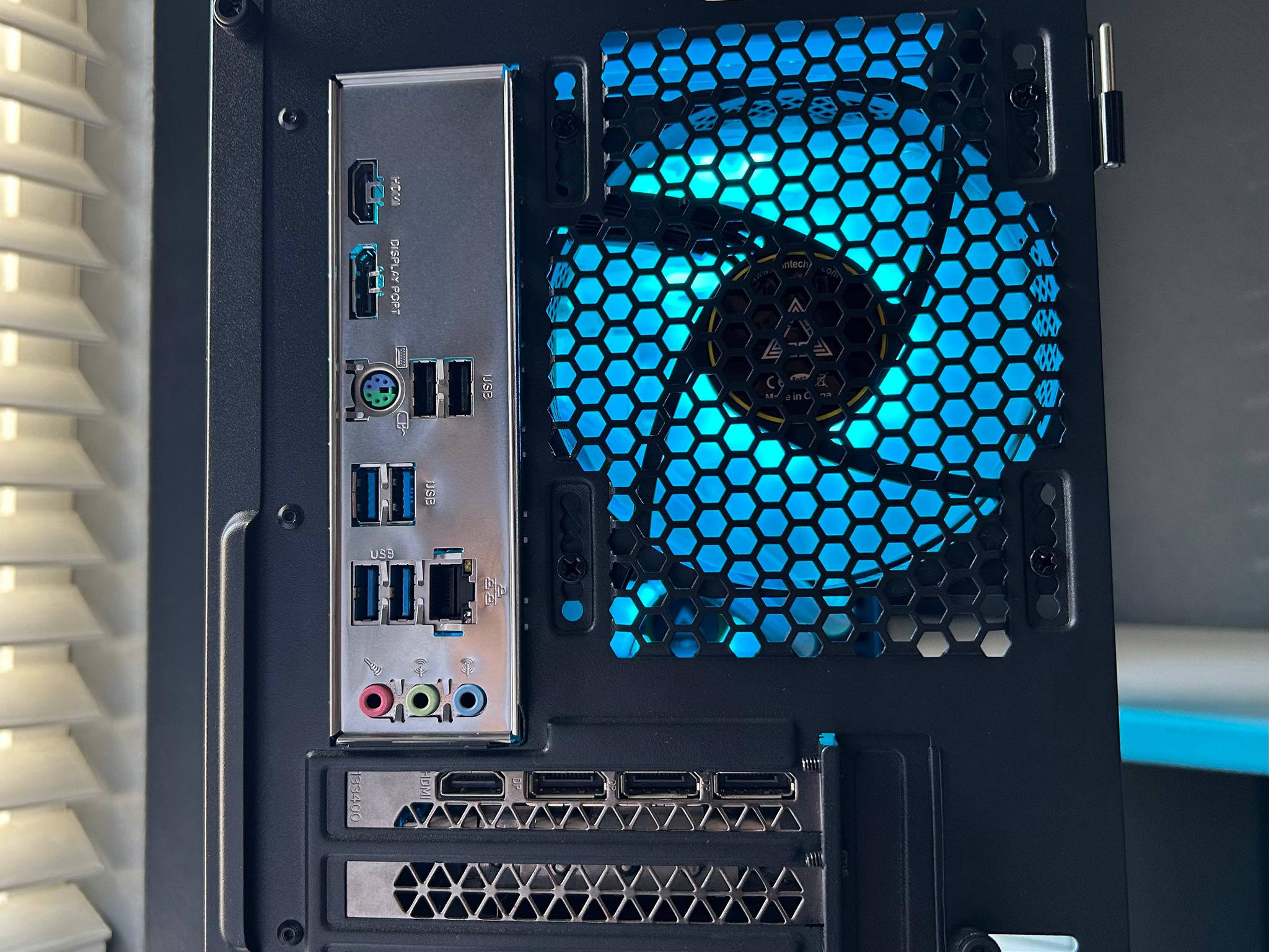 ⚫⚪🔵 Gaming PC | RTX 3070 Ti // Ryzen 7 5800x // 32GB DDR4 // 1TB NVME