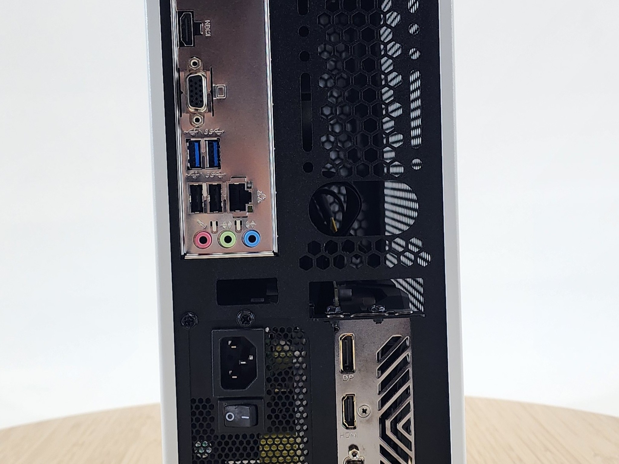 Gaming PC Ryzen 5 5600G 16GB RAM 512GB SSD GTX 1650 SUPER 4G Windows 11 Computer