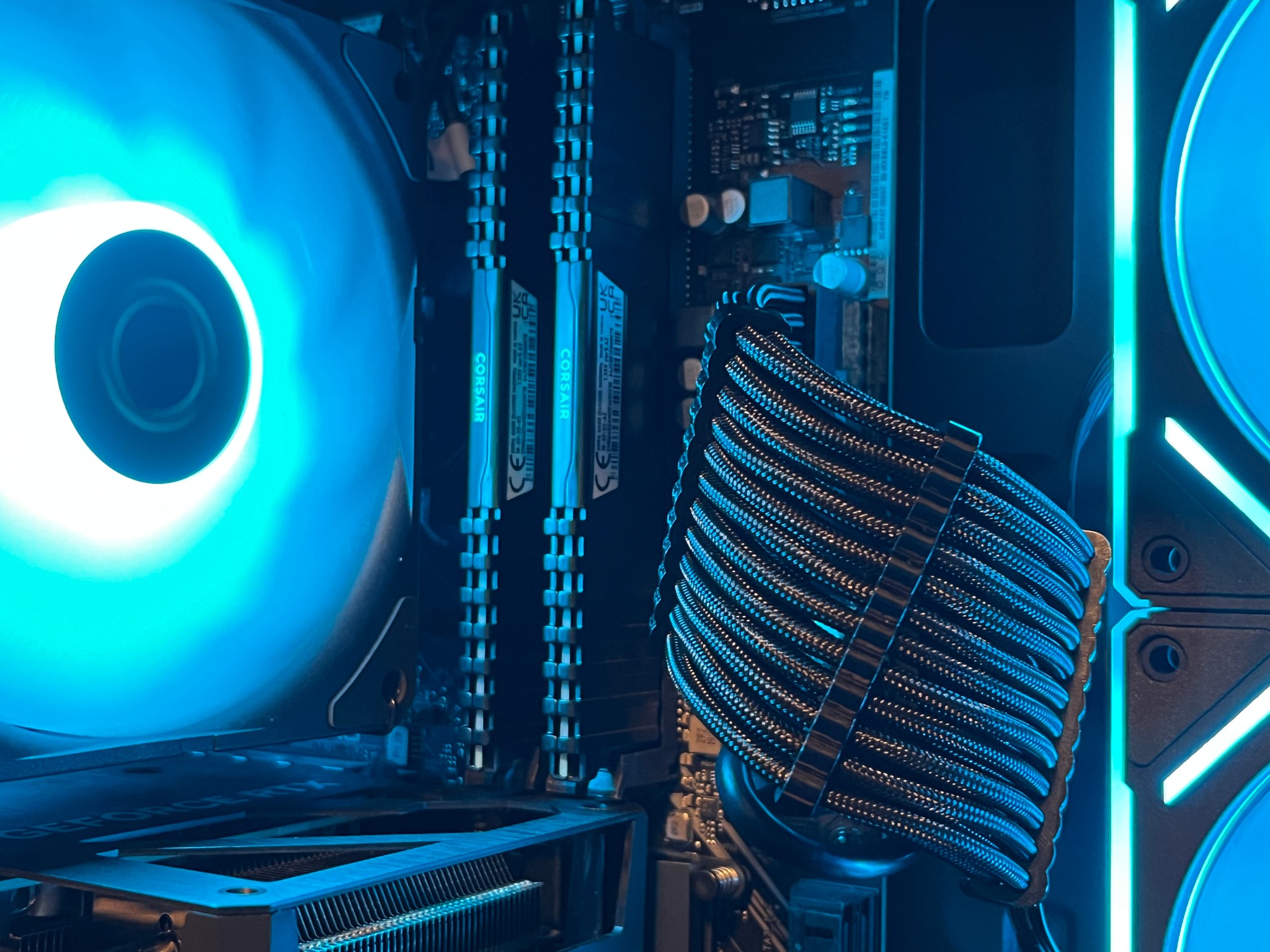 RTX 4060 | Ryzen 7 3700x | 64gb 3600mhz RAM | Gaming PC