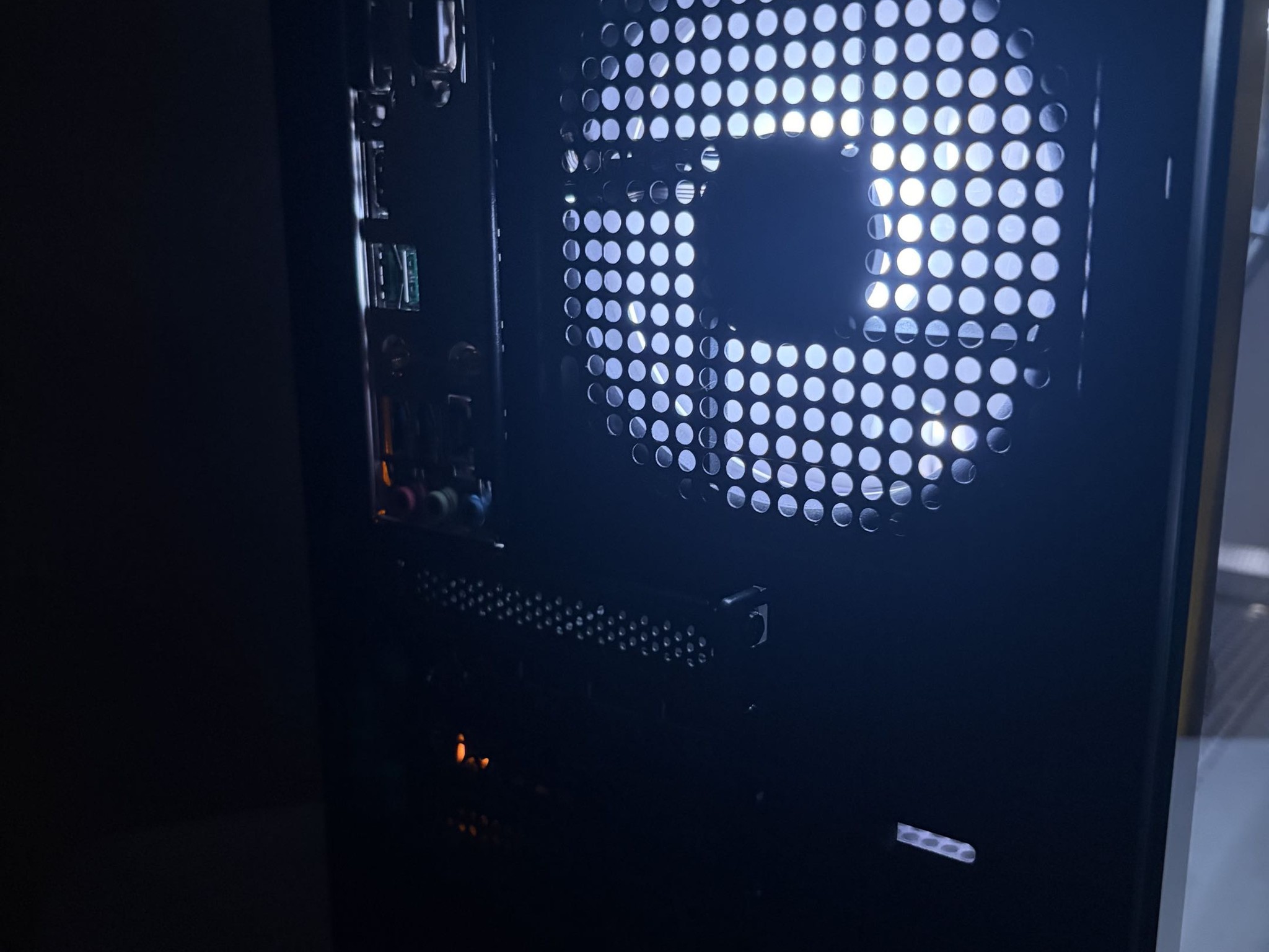 🔥 **RTX 3060 Ti GAMING PC – Ryzen 5 5500 | 16GB DDR4 3000MHz | 1.5TB | WINDOWS 11 READY** 🔥