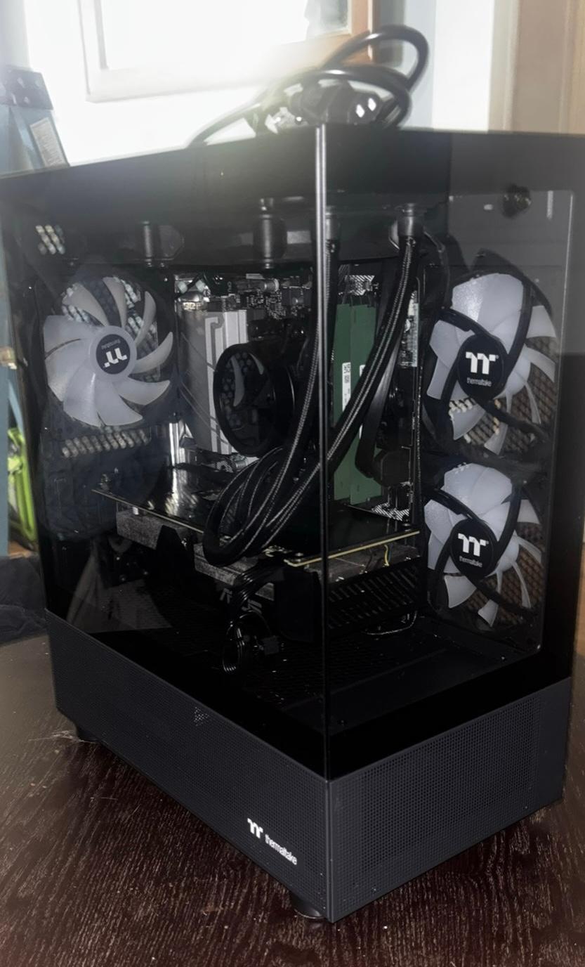 Radeon RX 5600 XT Custom Gaming PC - Ryzen 5 5500, 16GB RAM, 512GB SSD