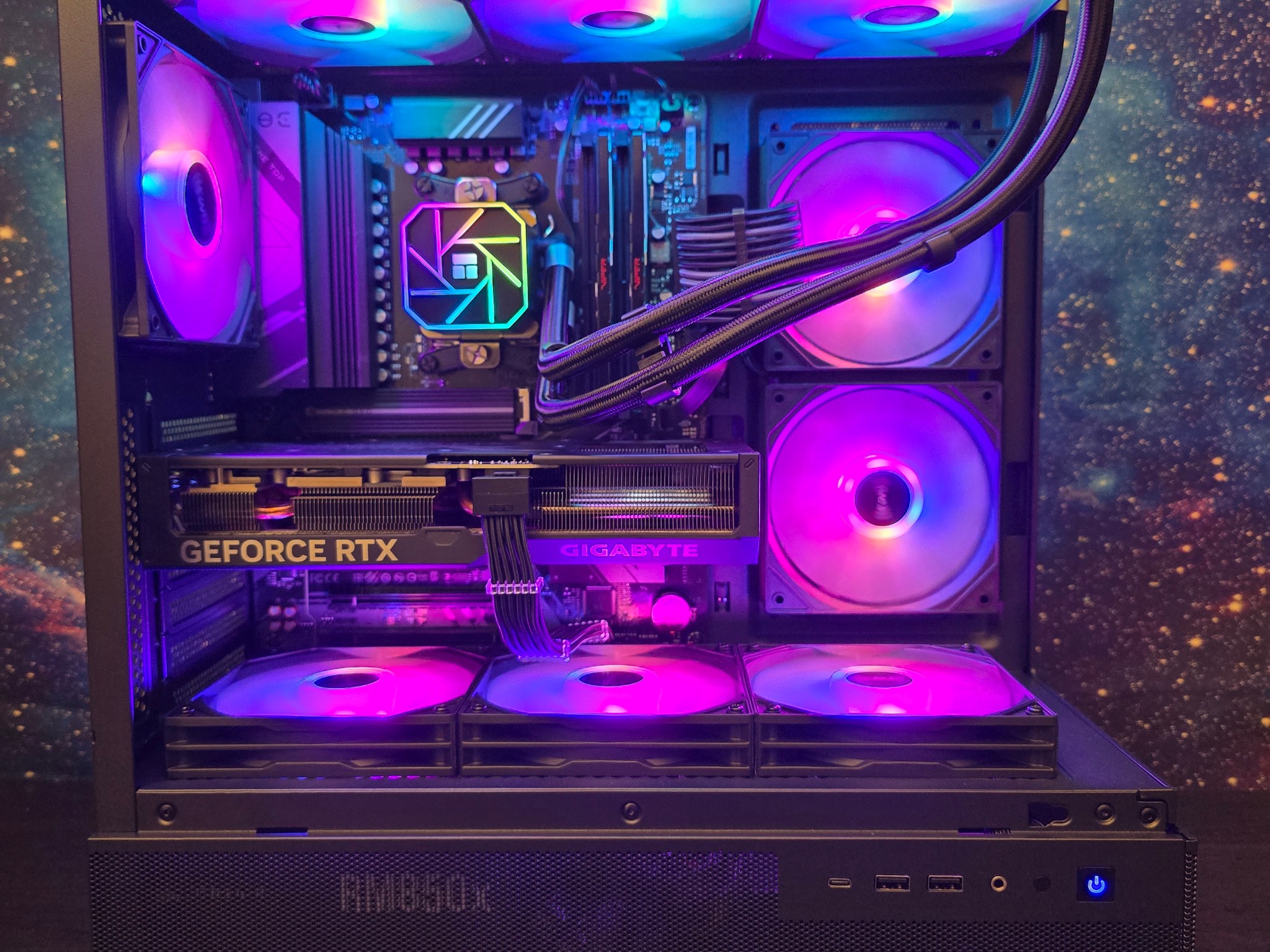 🚀 HIGH END CUSTOM AM5 PC | RTX 4070 SUPER 12GB | RYZEN 7 7800X3D | 2TB SSD | 32GB DDR5 6000MHZ 🚀