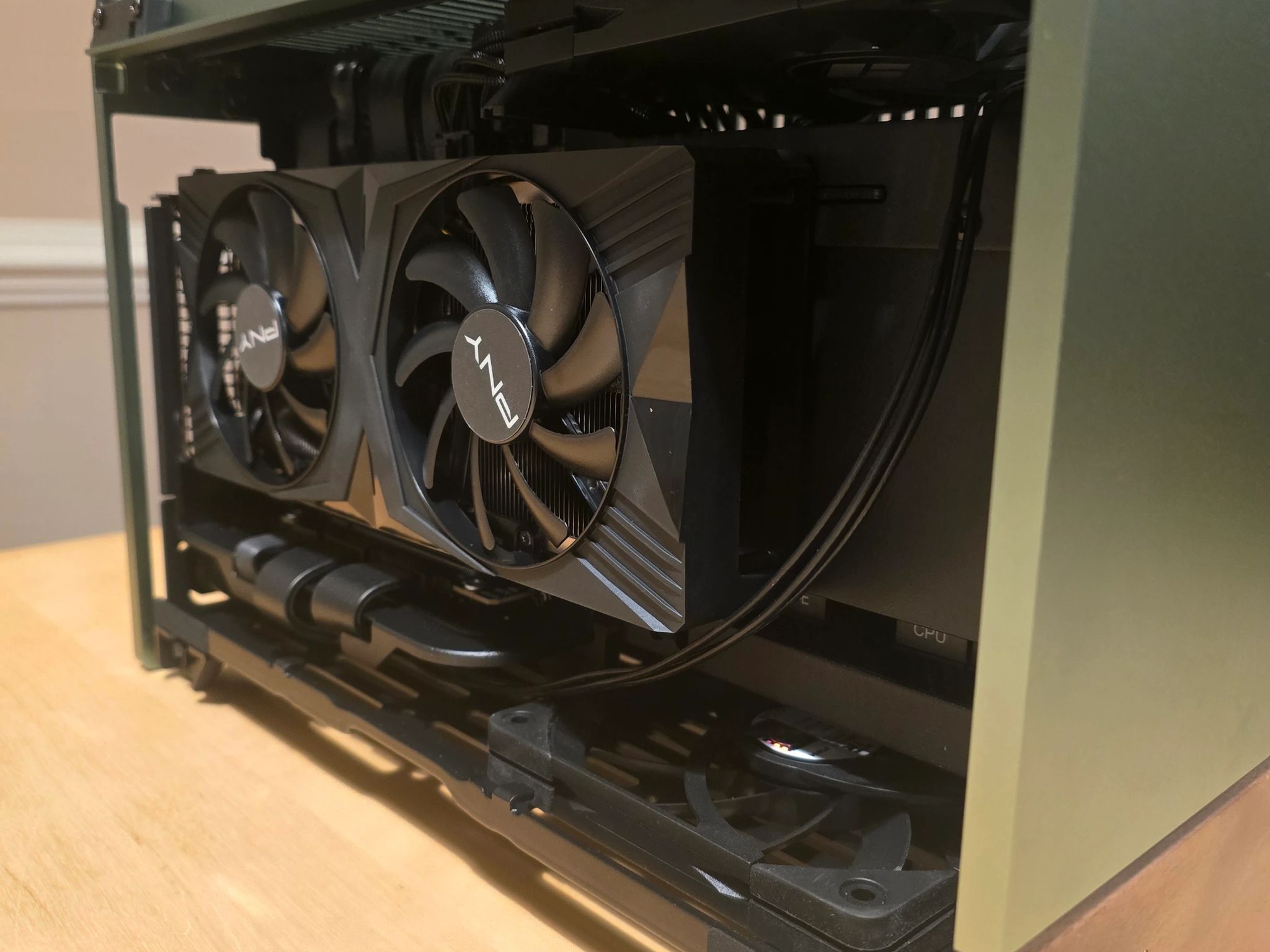 1440p Compact "Jade Badger V2" | Eats through Fortnite and AAA Games | Nvidia RTX 4060Ti 16GB
