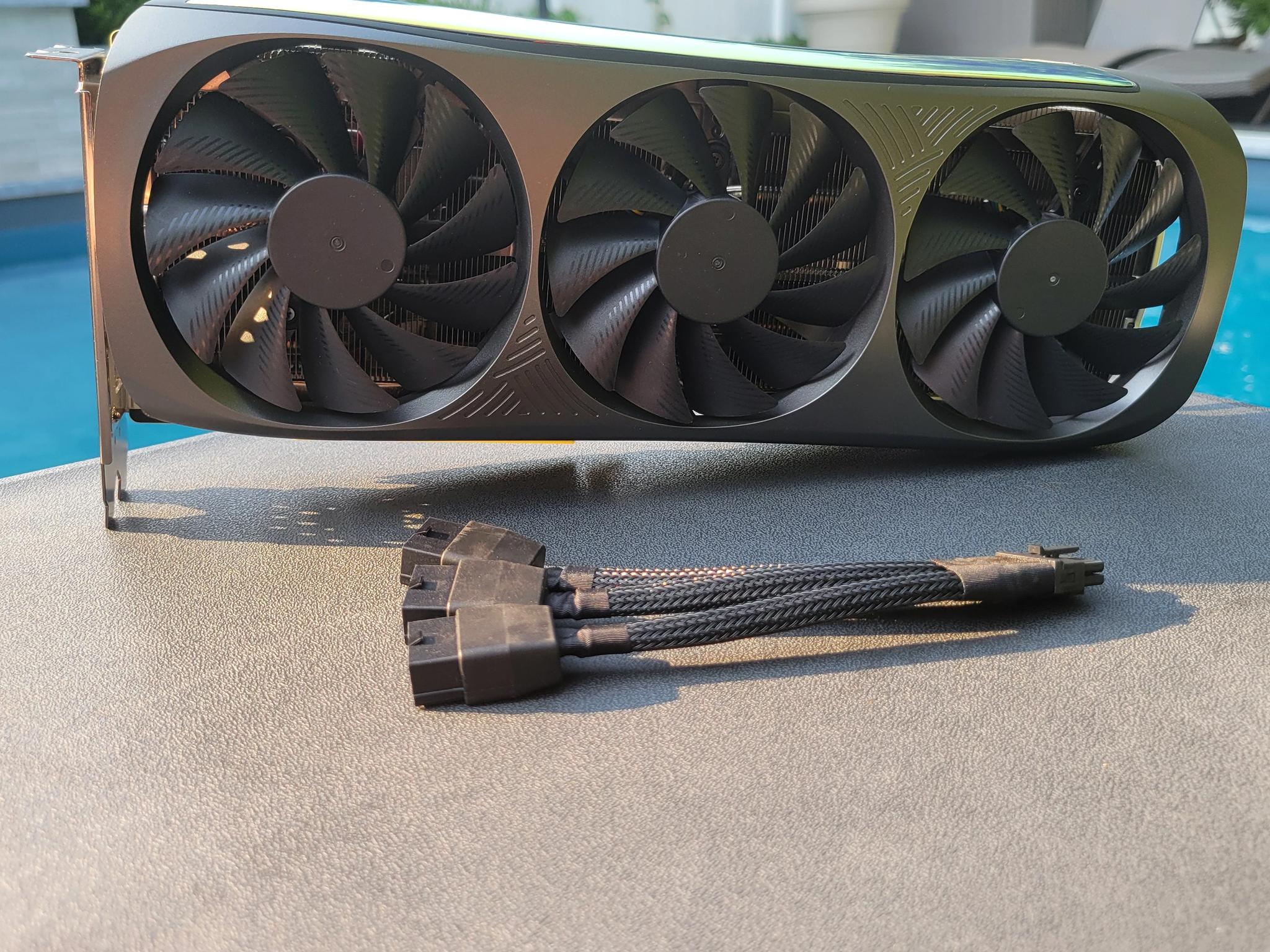 RTX 4070Ti 12GB (Zotac AMP AIRO) - Like New