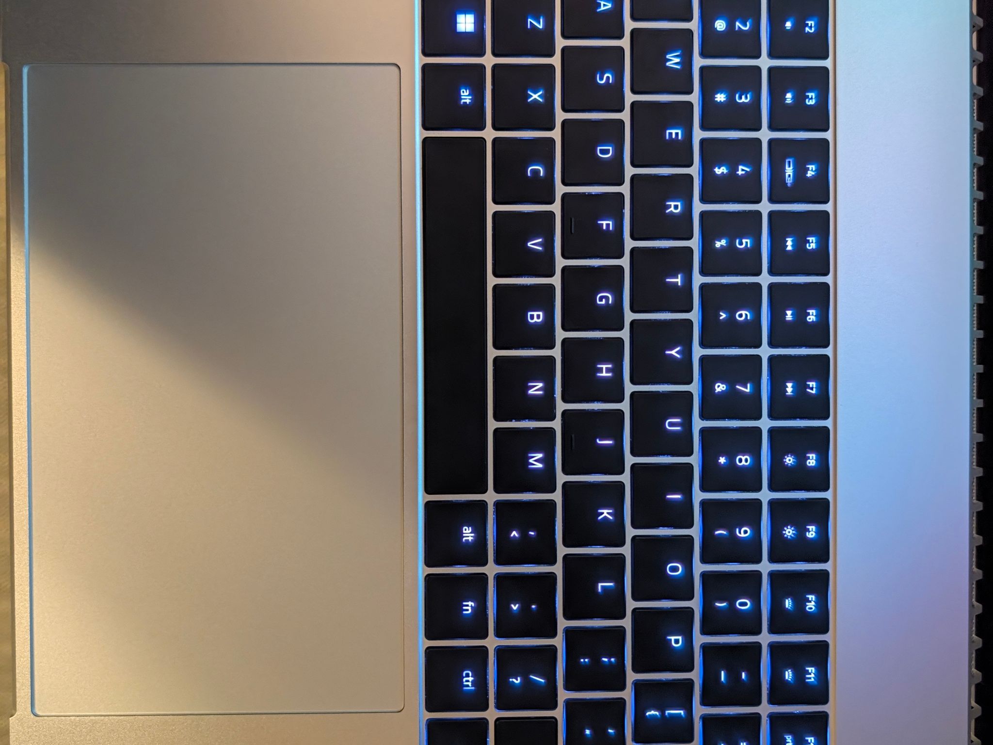 Razer Blade 18 Gaming Laptop | RTX 4090 16GB | i9-14900HX | 32GB RAM | 3TB SSD | 1600p 300Hz LED