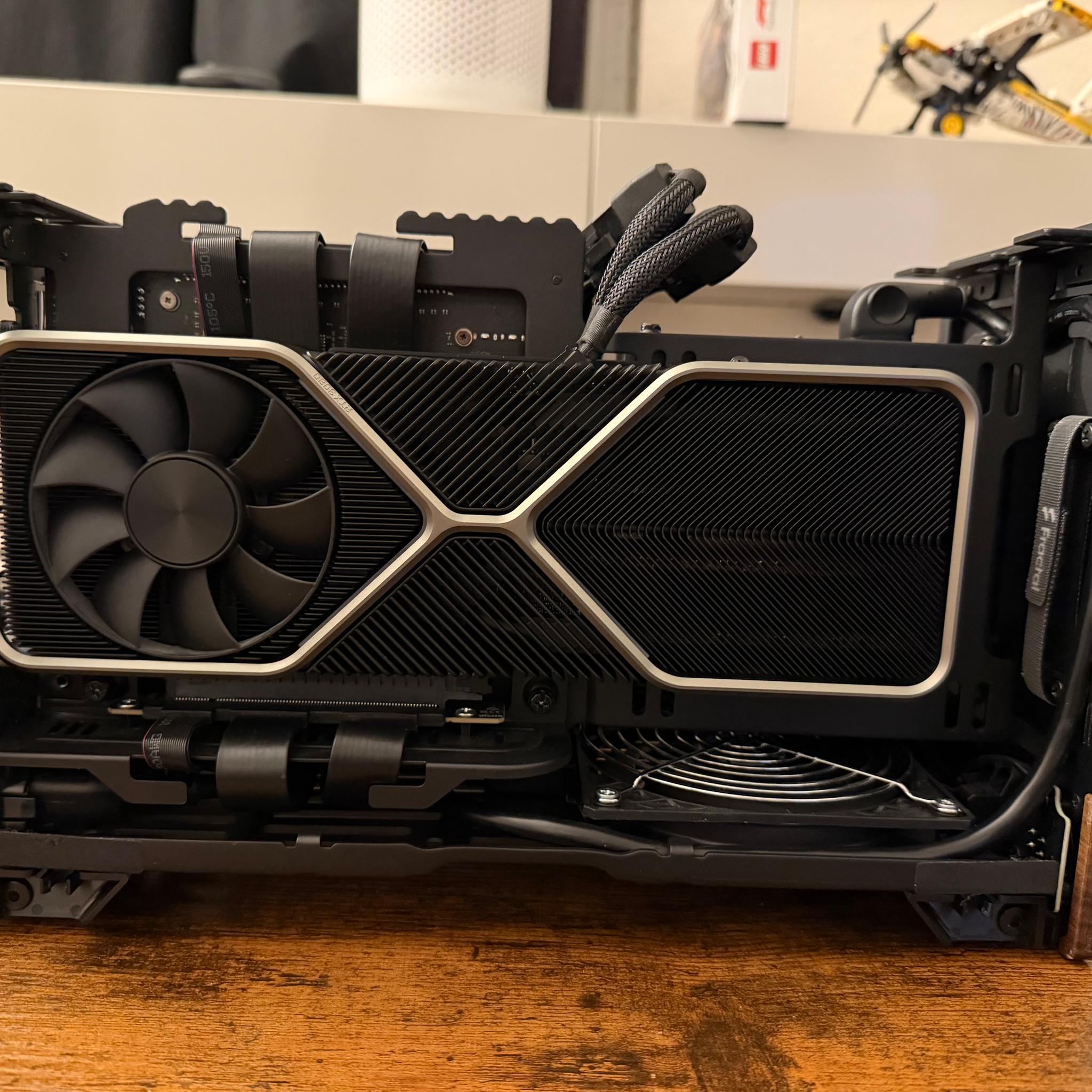 SFF Fractal Terra build - AMD Ryzen 5 7600 + RTX 3080 + 32GB DDR5 + 1TB M.2