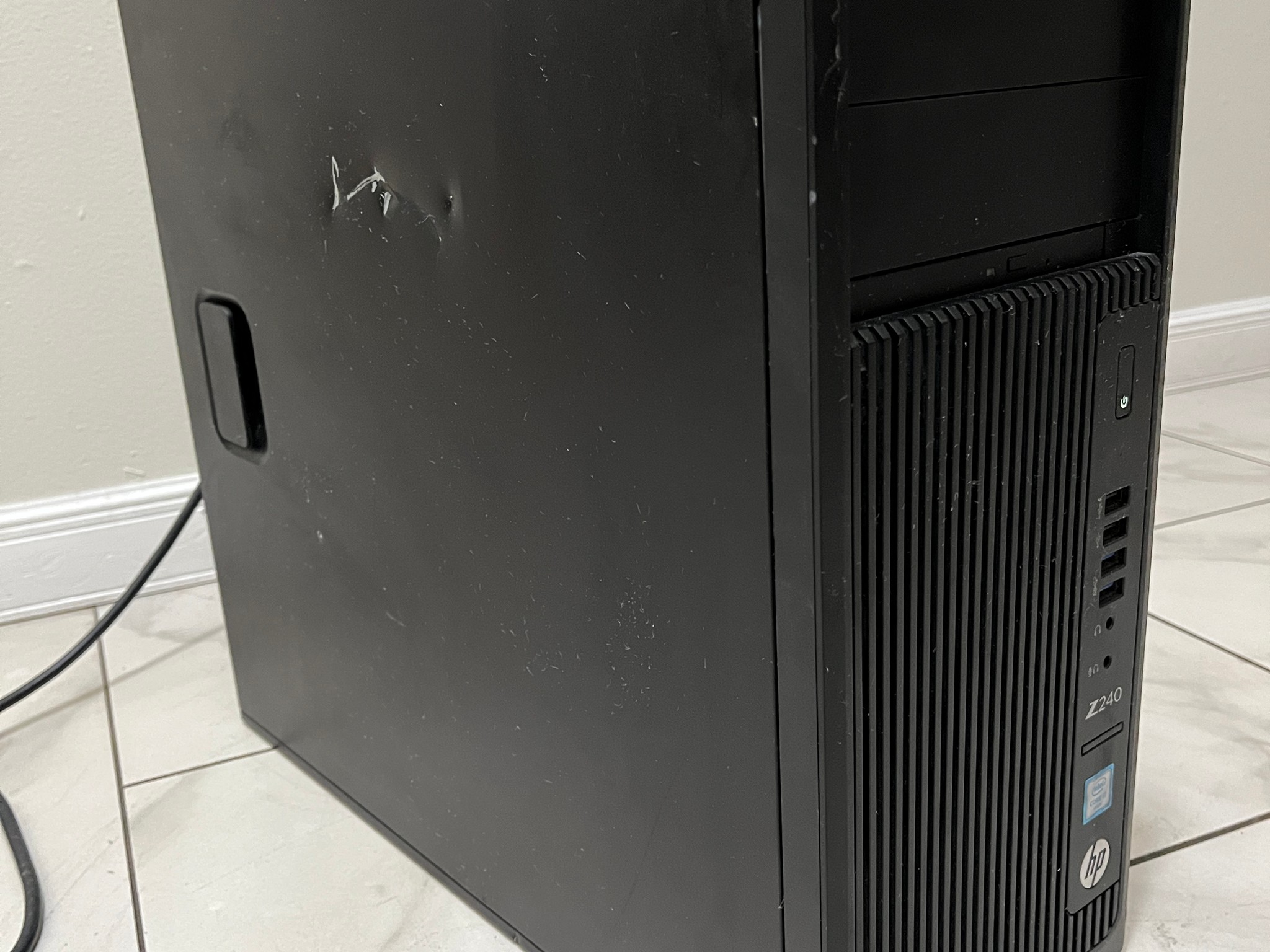 NVIDIA RTX 2070, Intel i7-6700, 16GB RAM, 750GB Storage - HP Z240 Gaming PC w/Wi-Fi & BT