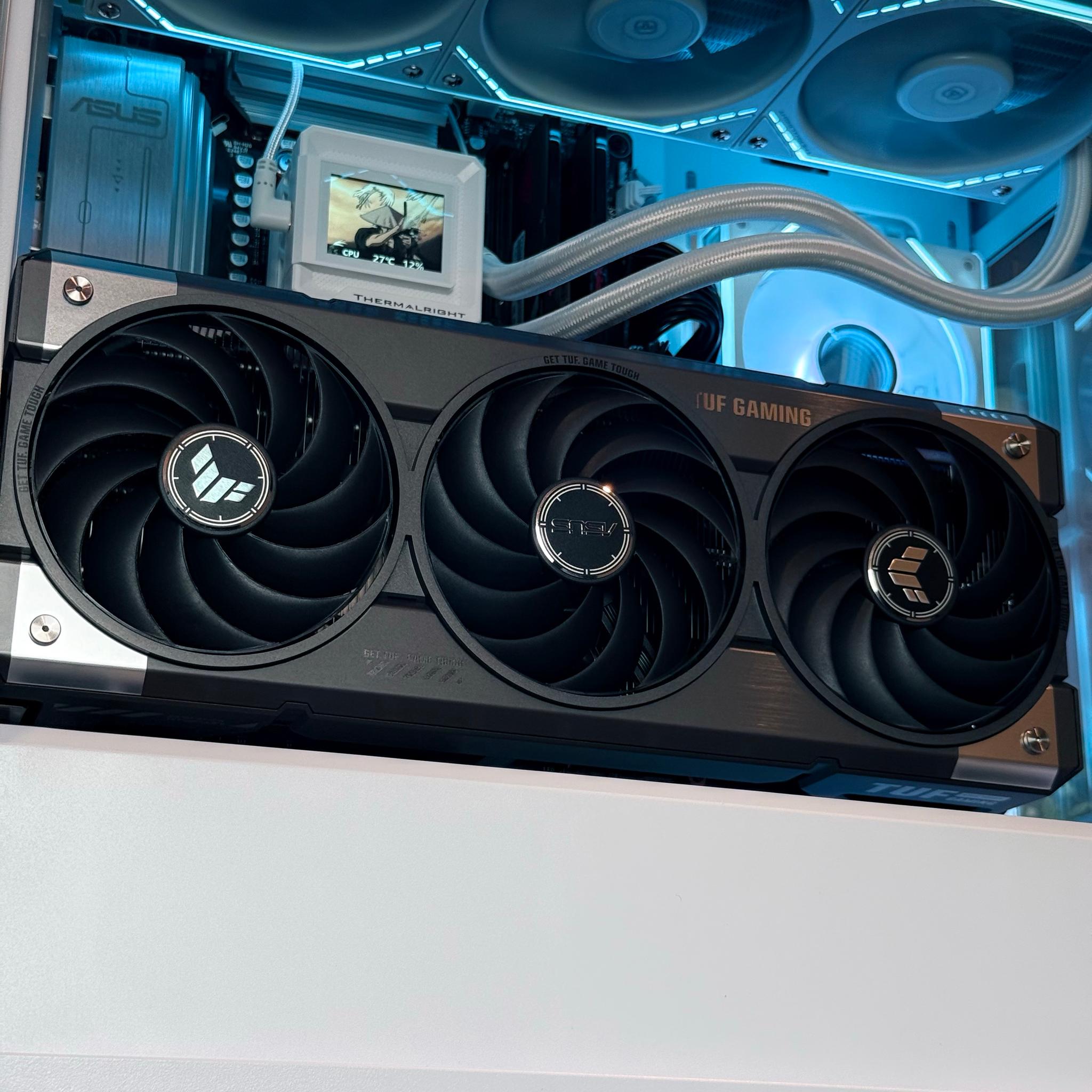 GeForce RTX 5070 Ti Custom Gaming PC - Ryzen 7 9800X3D, 32GB RAM