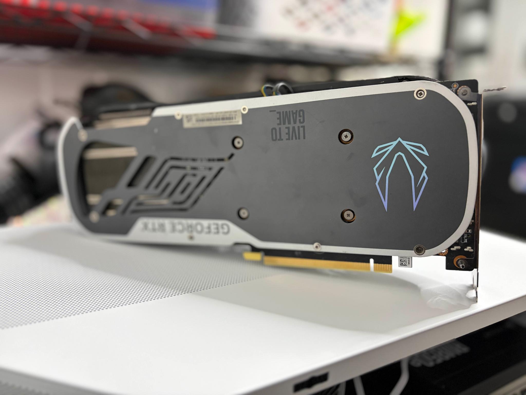 ZOTAC GAMING GeForce RTX 4070 Ti Trinity OC 12GB GDDR6X
