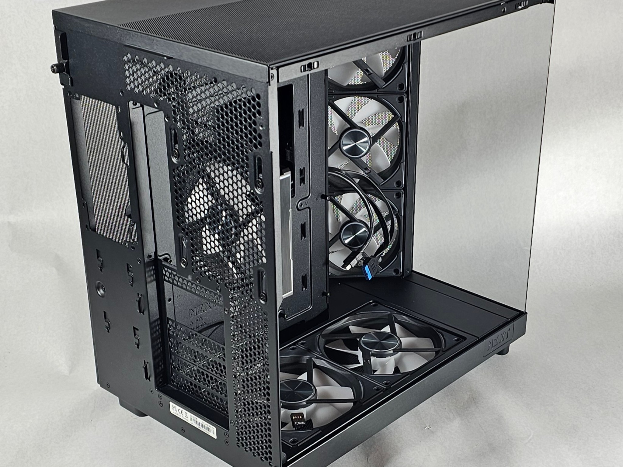 PC Case with Tempered Glass and 6 RGB Fans