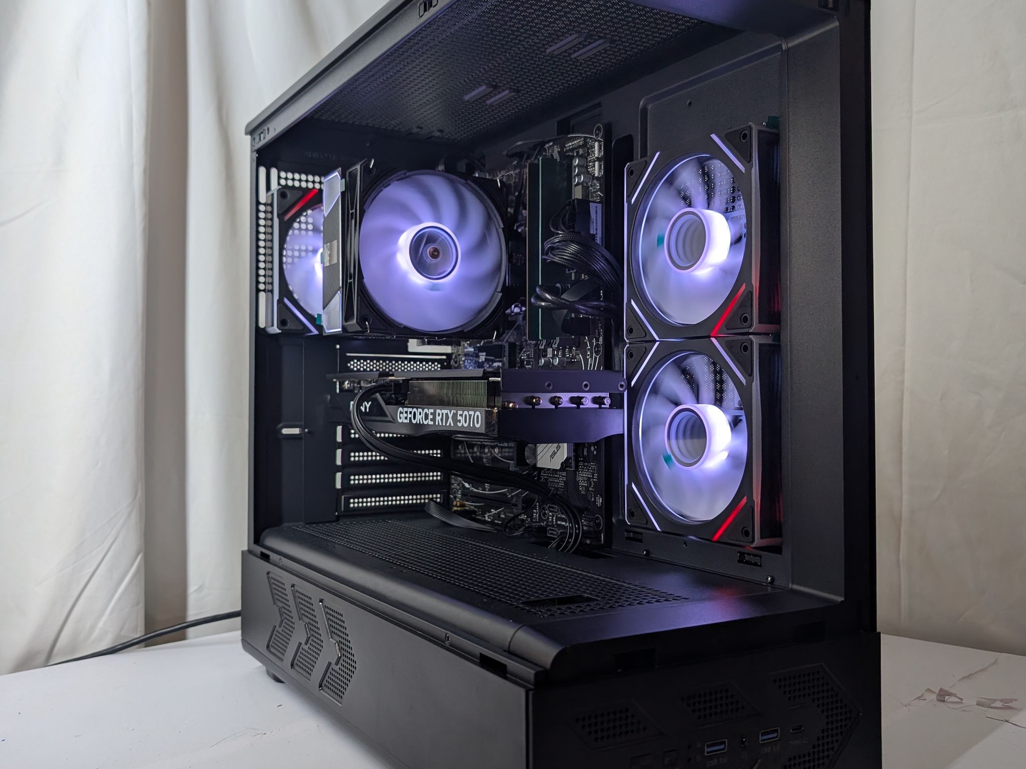 RTX 5070 | RYZEN 5 7500F | 16GB DDR5 | 650W PSU | 1TB NVME
