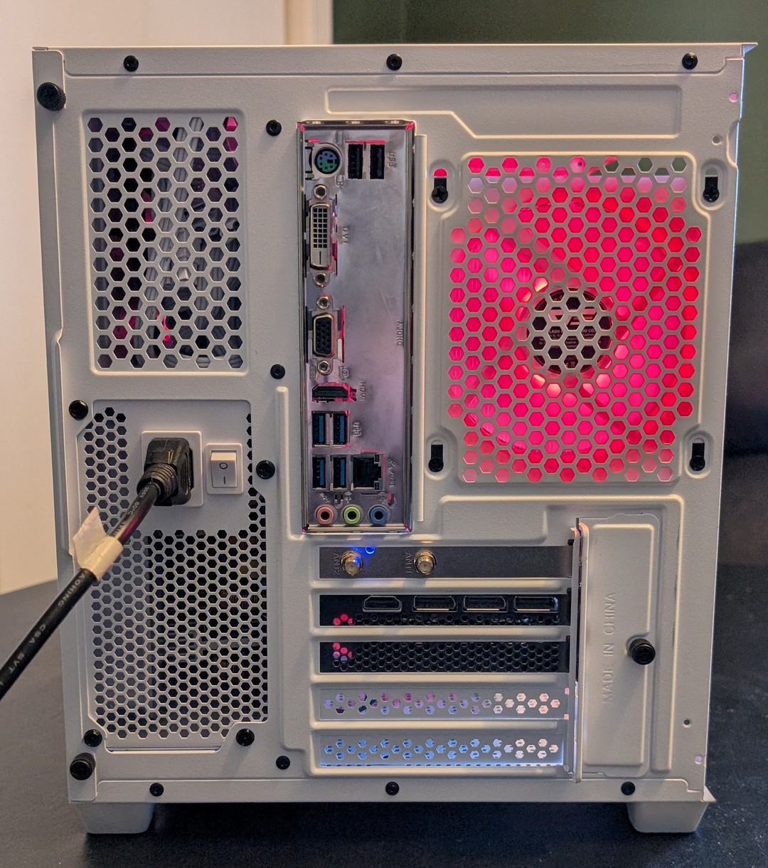 Ryzen 5 3600 | RTX 3060 Ti - White Fish Tank Gaming PC | Jawa
