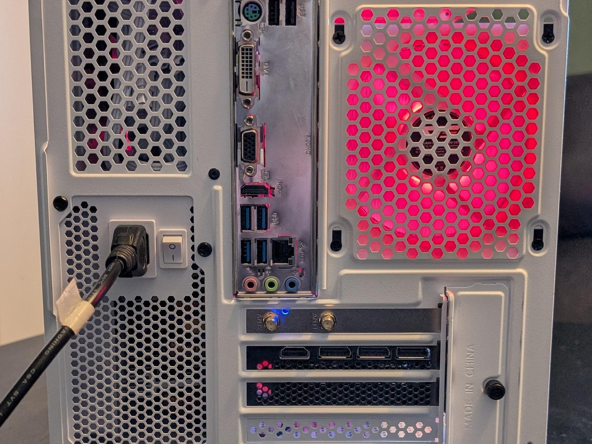 Ryzen 5 3600 | RTX 3060 Ti - White Fish Tank Gaming PC