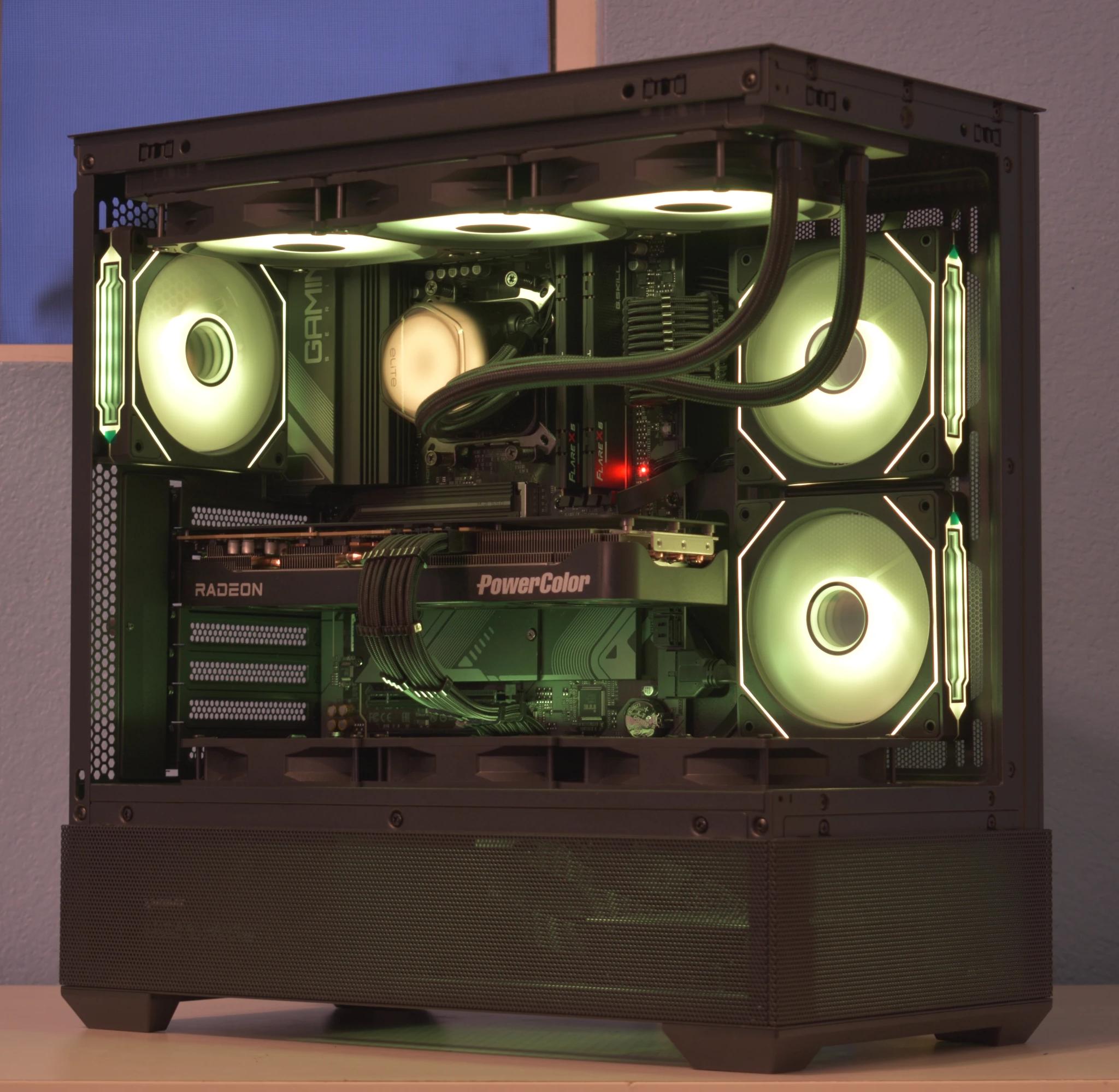 🚀Performance Gamer🚀 Ryzen 7 9700X | AMD RX 9070XT 16GB | 32GB DDR5 | 2TB nVME SSD | White RGB+Wifi