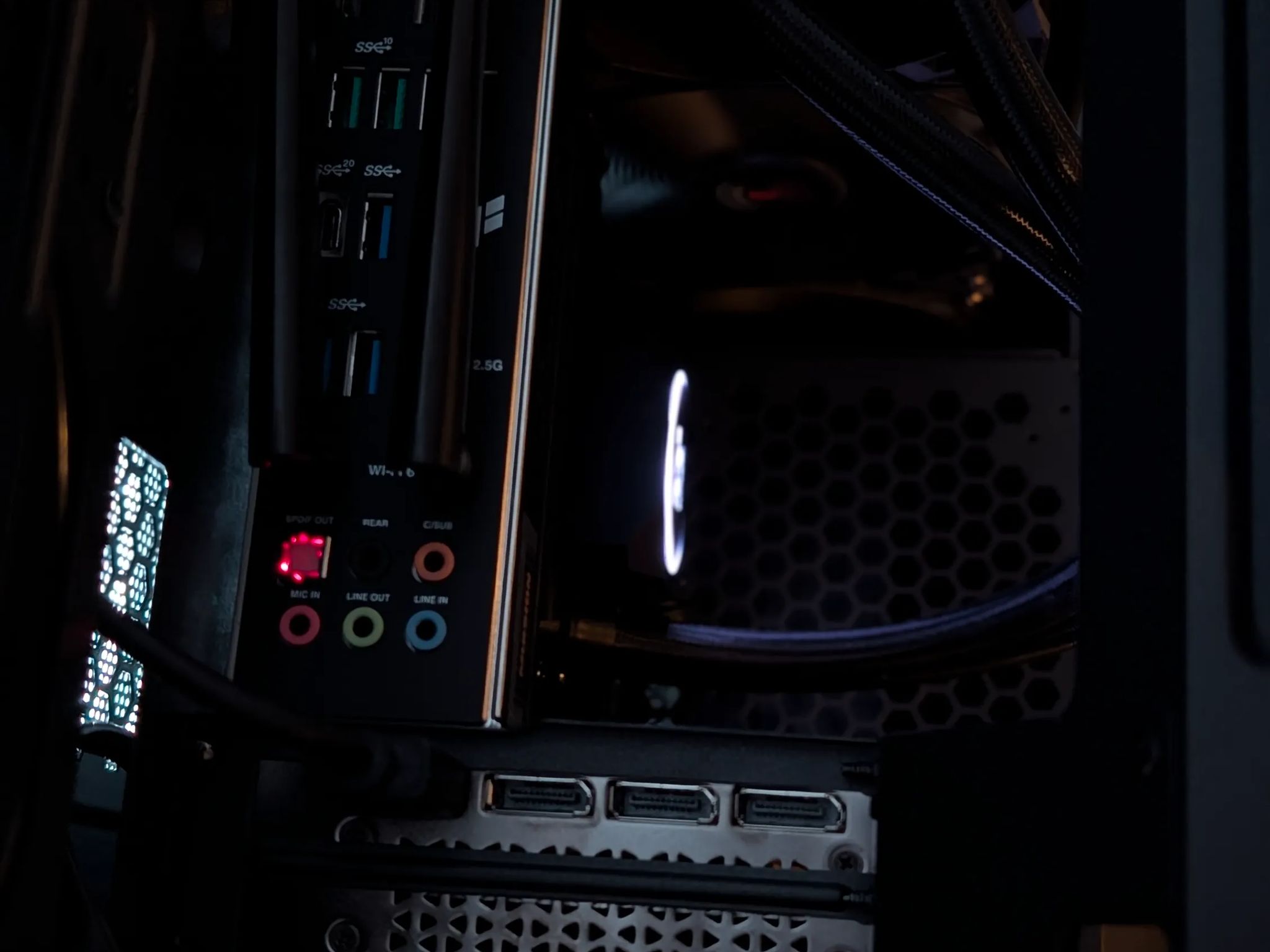 I5 13600KF | RTX 4060ti | 32gb Ram | BLACKOUT GAMING PC!