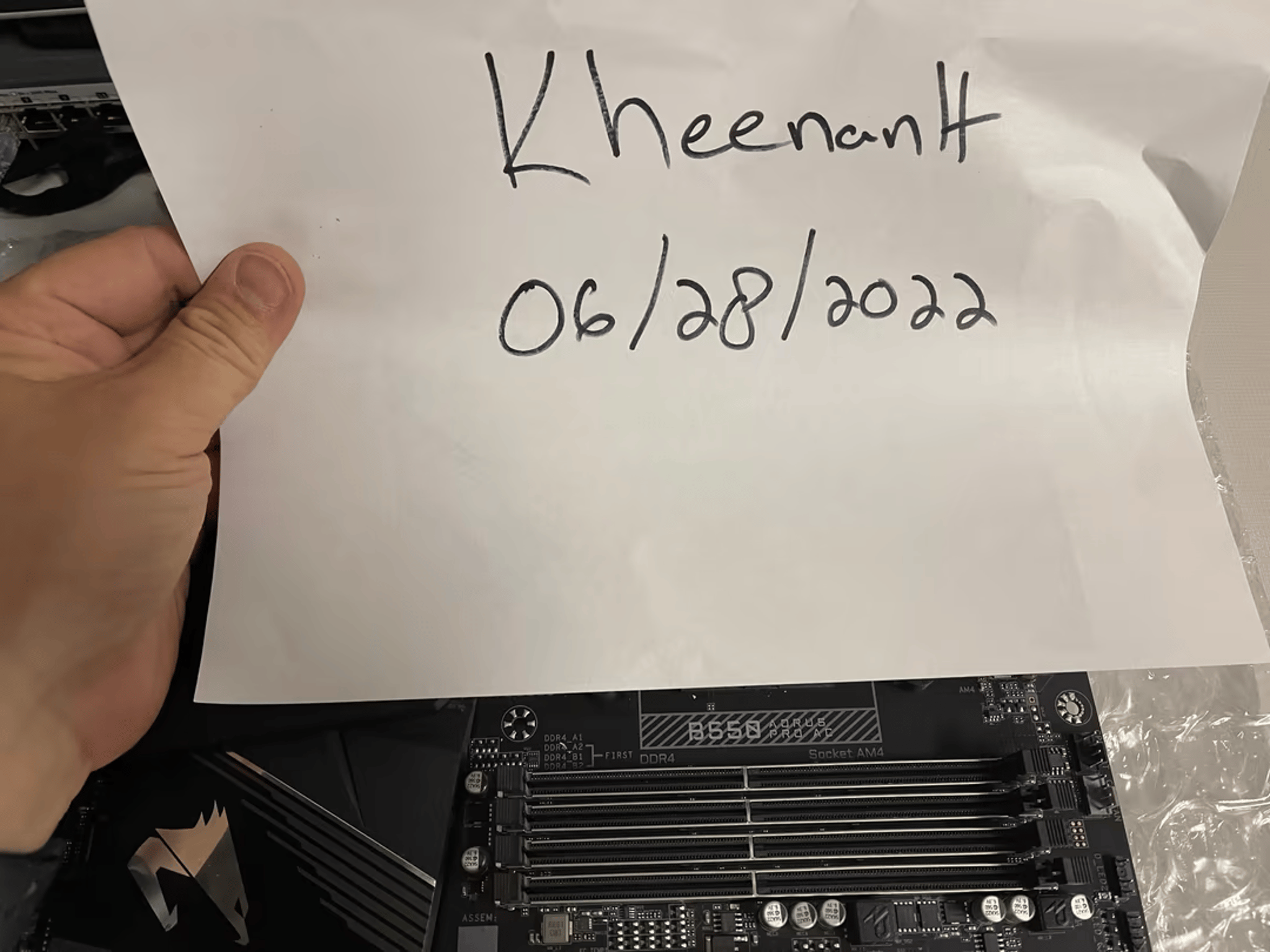 GIGABYTE B550 AORUS PRO AC AM4 AMD B550 ATX