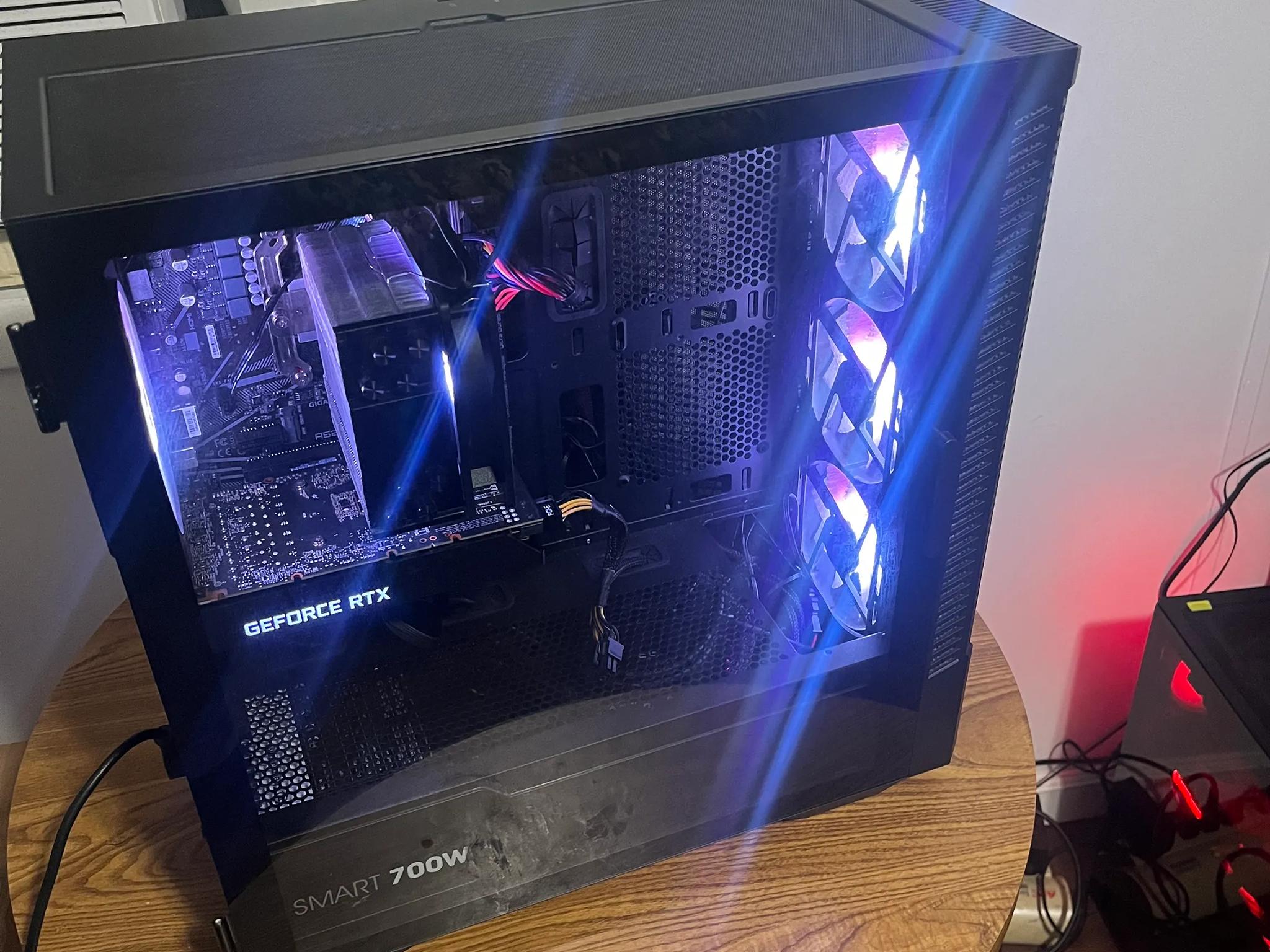 MID RANGE GAMING PC
