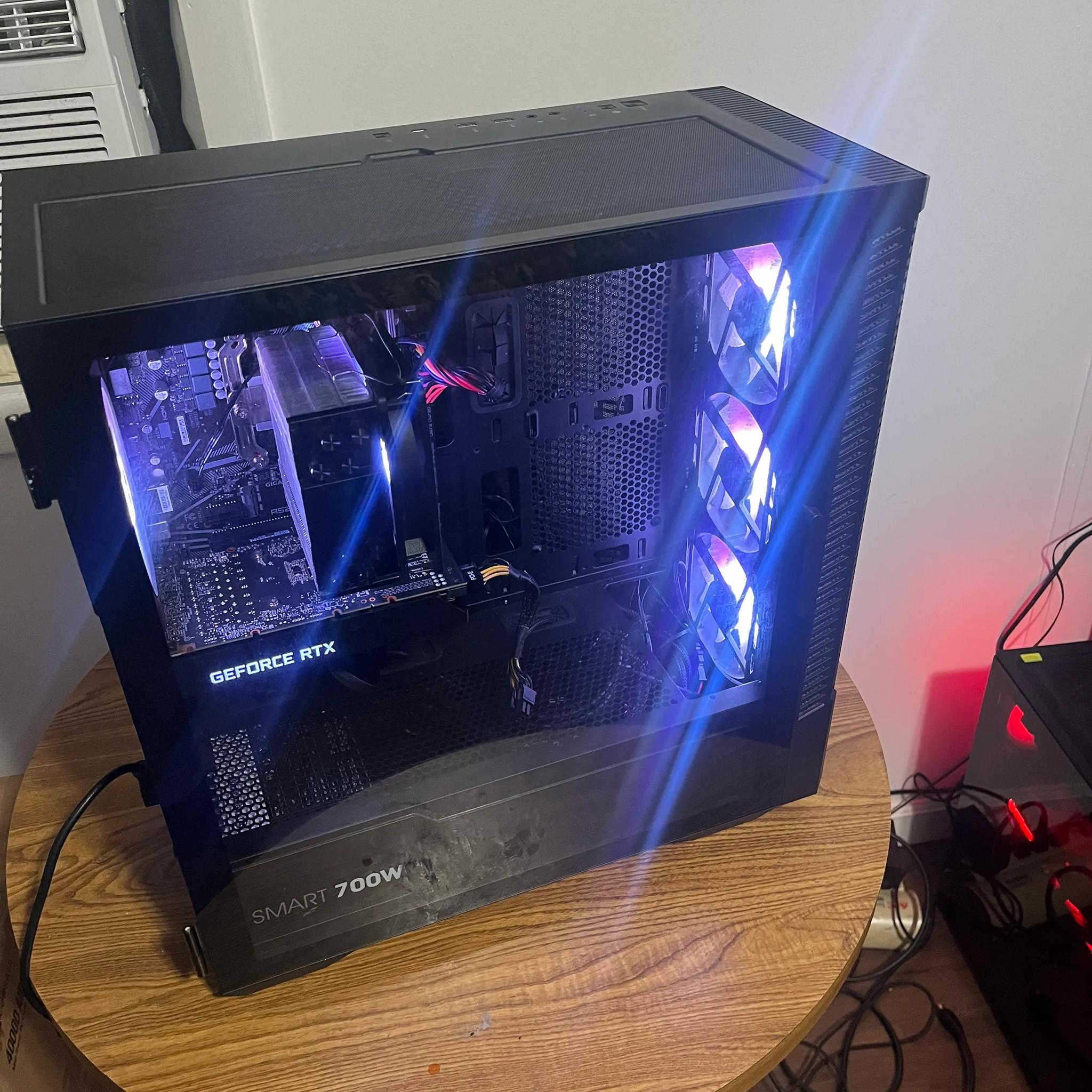 MID RANGE GAMING PC