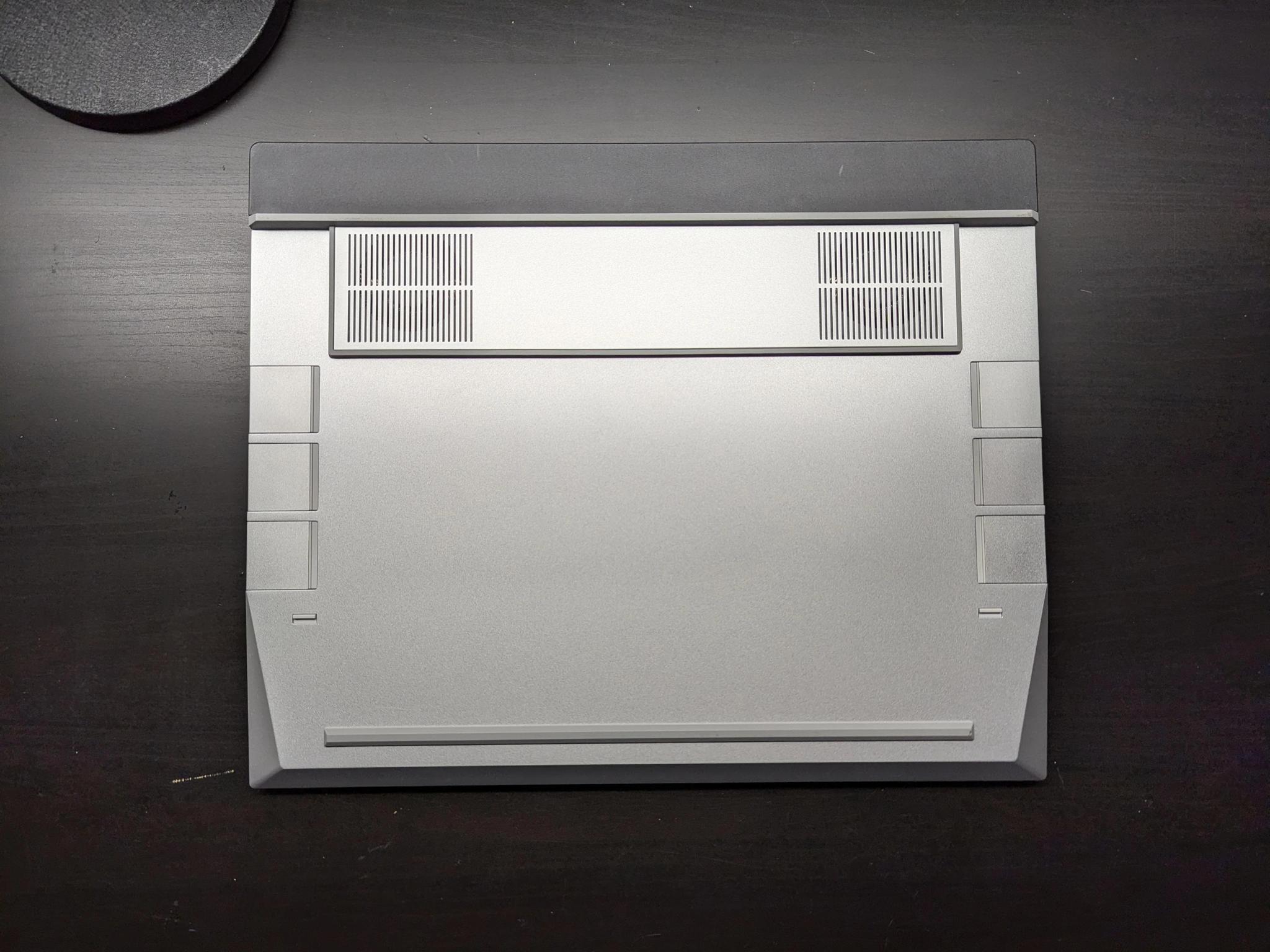 Framework Laptop 16 (Like New) - Ryzen 7 7840HS, 32GB RAM, 1TB SSD, RX7700S