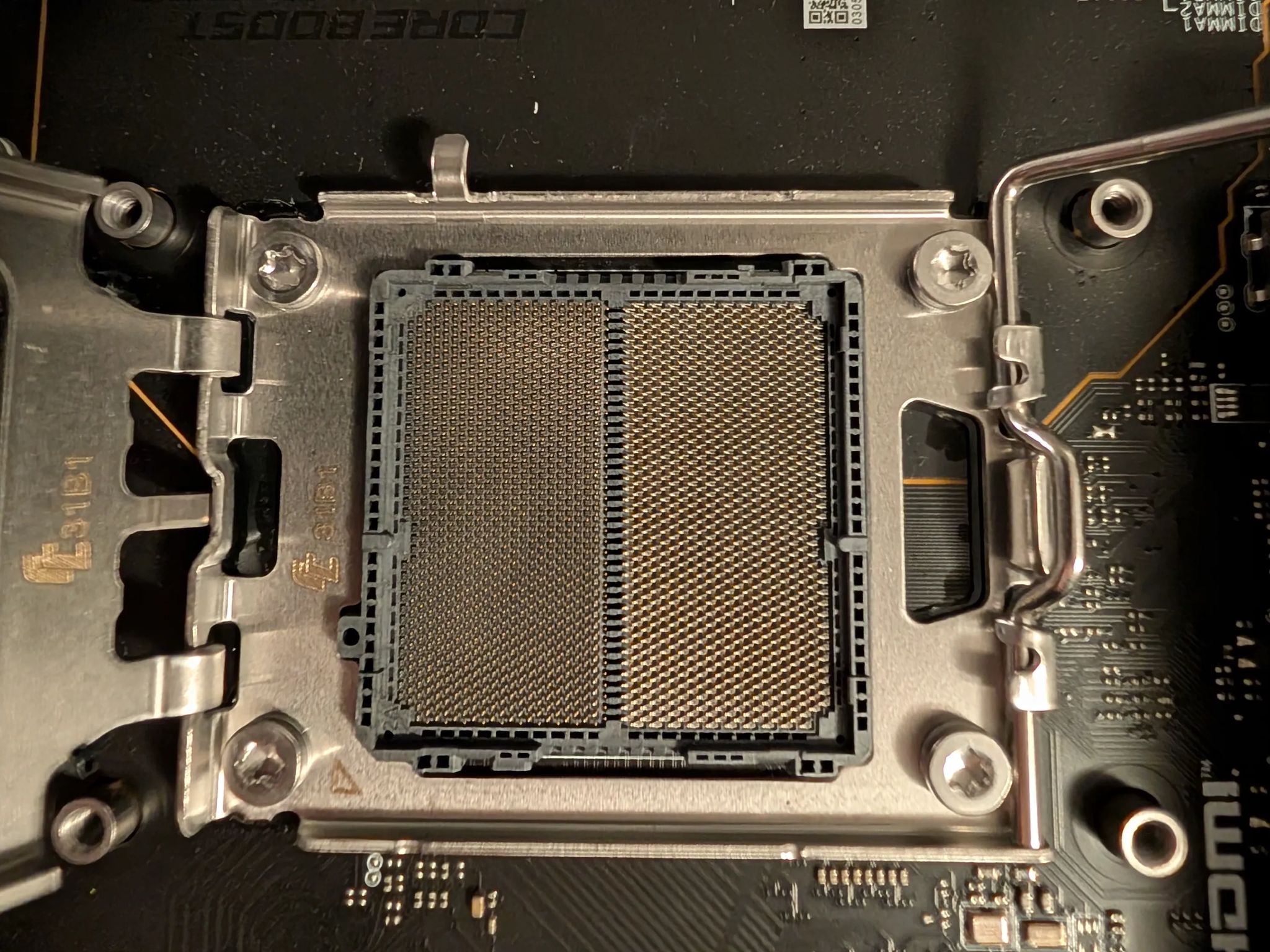 AM5 Motherboard and RAM Bundle