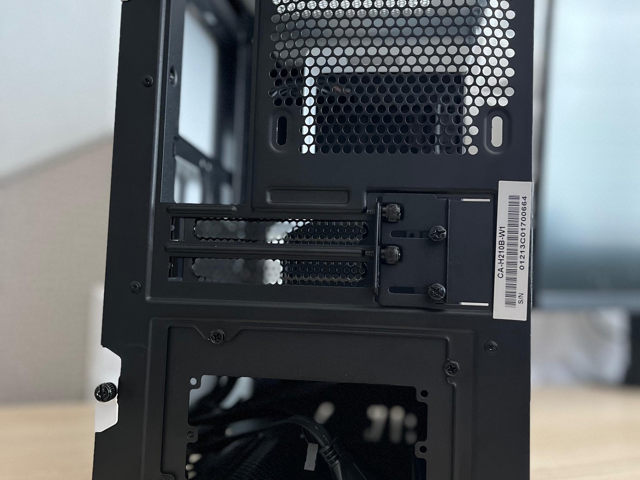 **SUMMER SALE** NZXT H210 MINI ITX GAMING CASE -  GREAT CONDITION