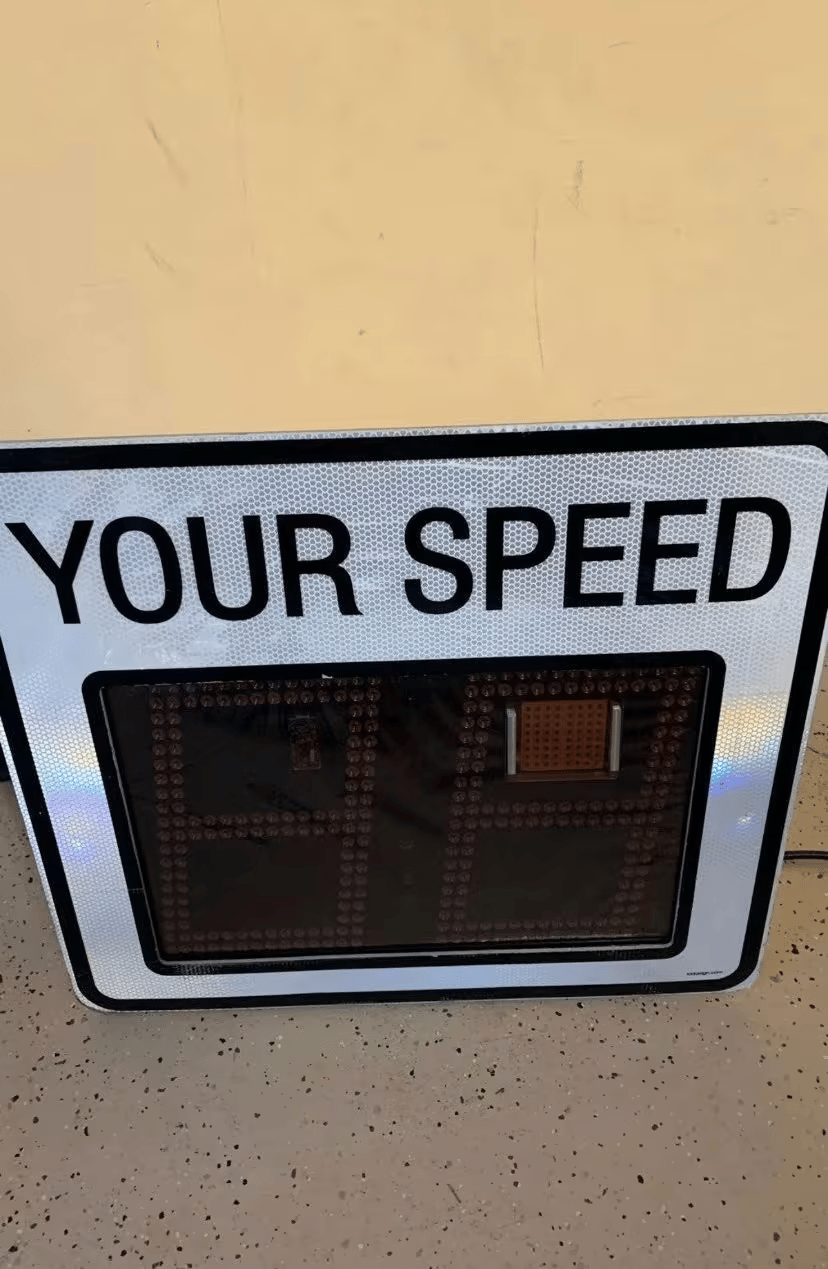 Speed rader sign For bdrdmyrd 
