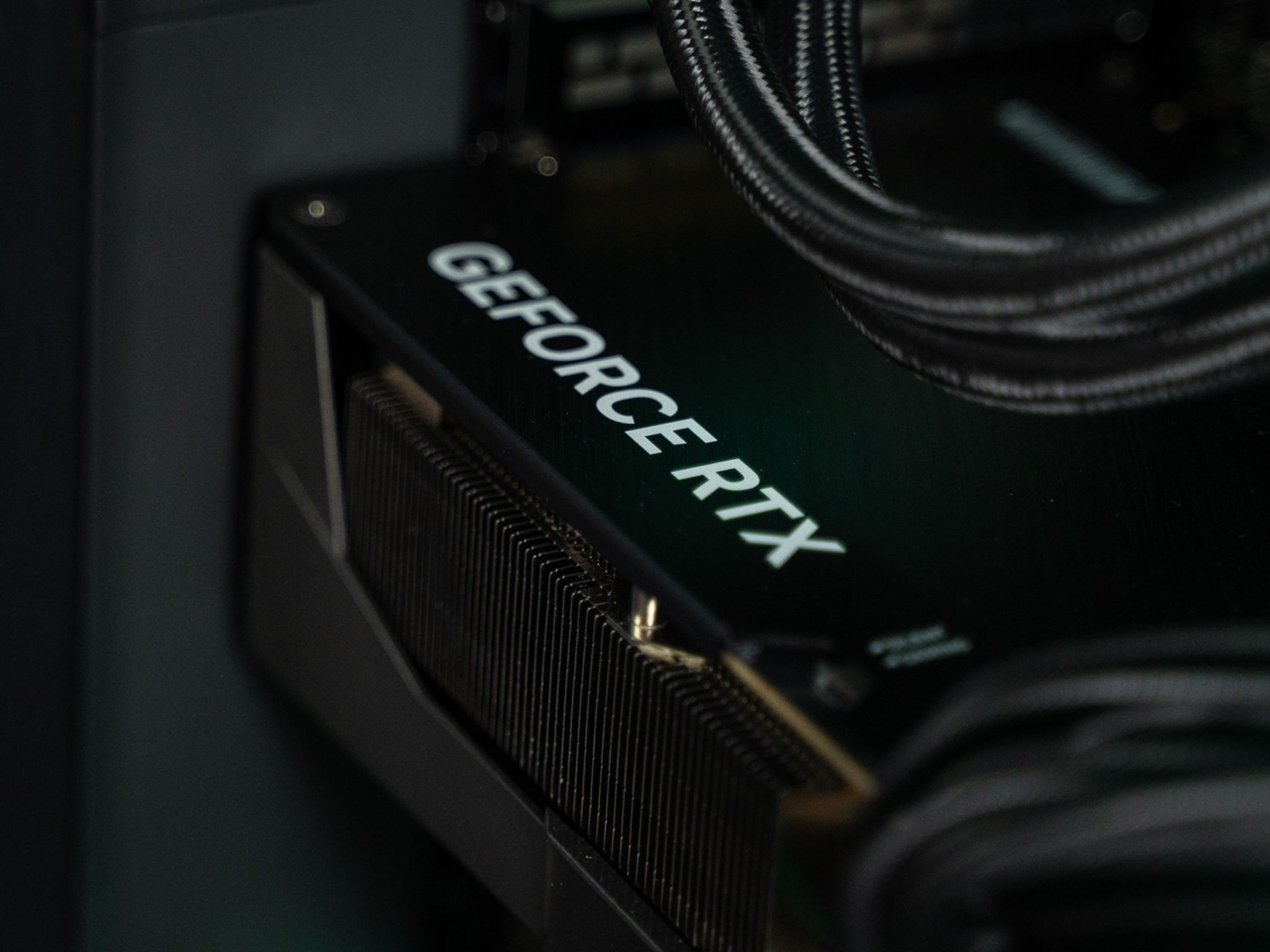 “Lumiform” RTX 5090 Core Ultra 9 285K 48GB 4TB Windows 11 Workstation Gaming PC