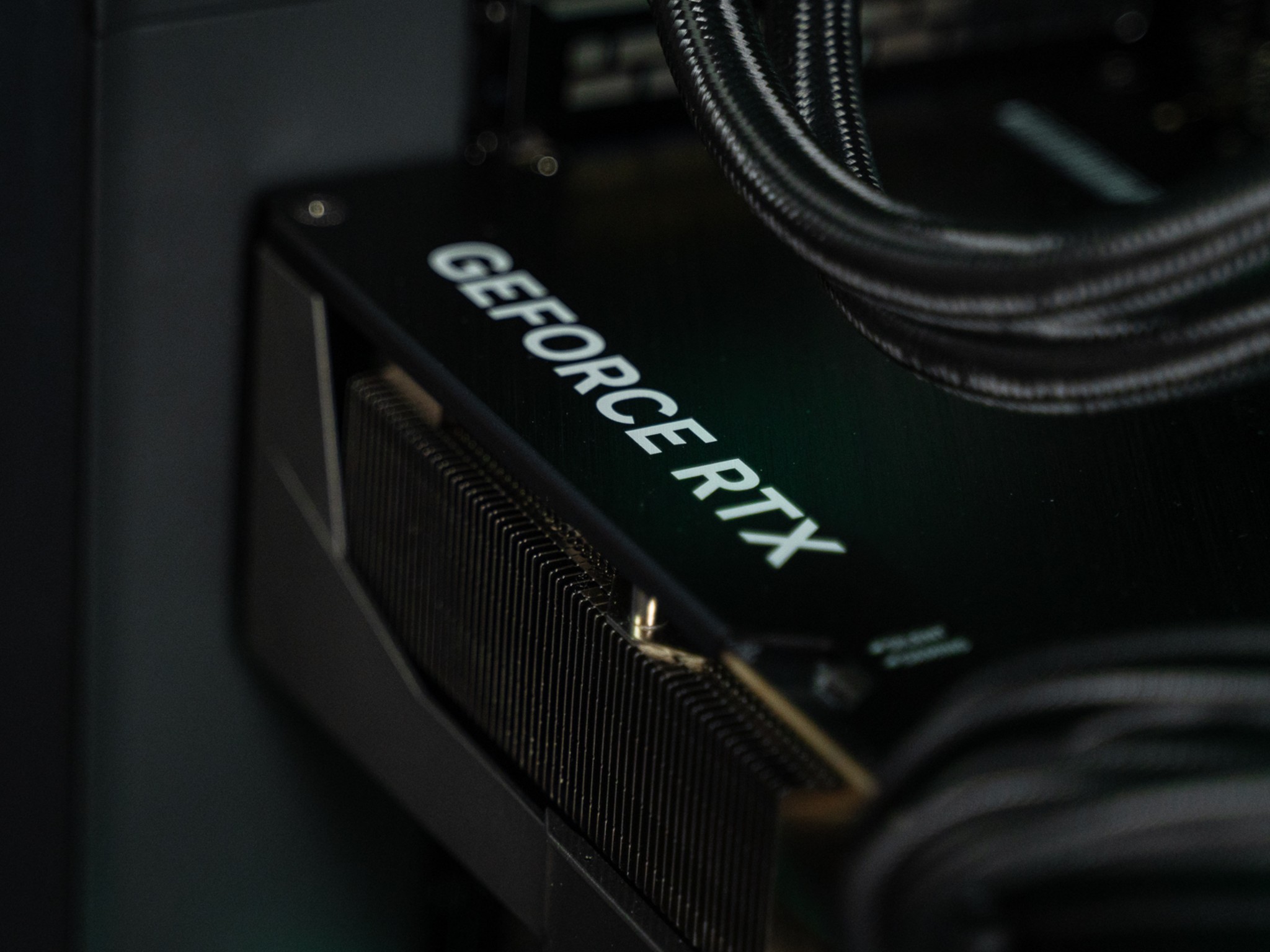 “Lumiform” RTX 5090 Core Ultra 9 285K 48GB 4TB Windows 11 Workstation Gaming PC