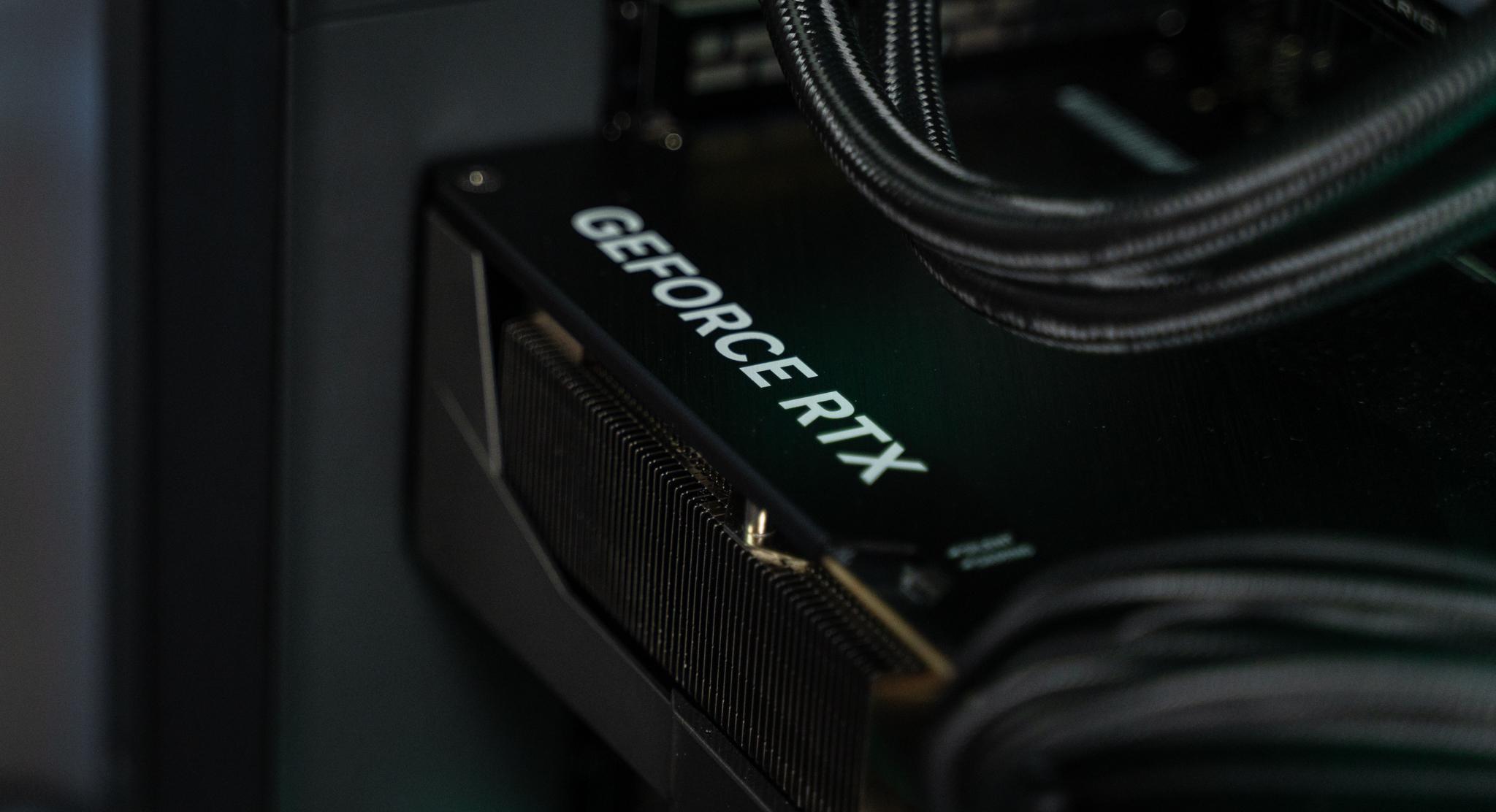 “Lumiform” RTX 5090 Core Ultra 9 285K 48GB 4TB Windows 11 Workstation Gaming PC