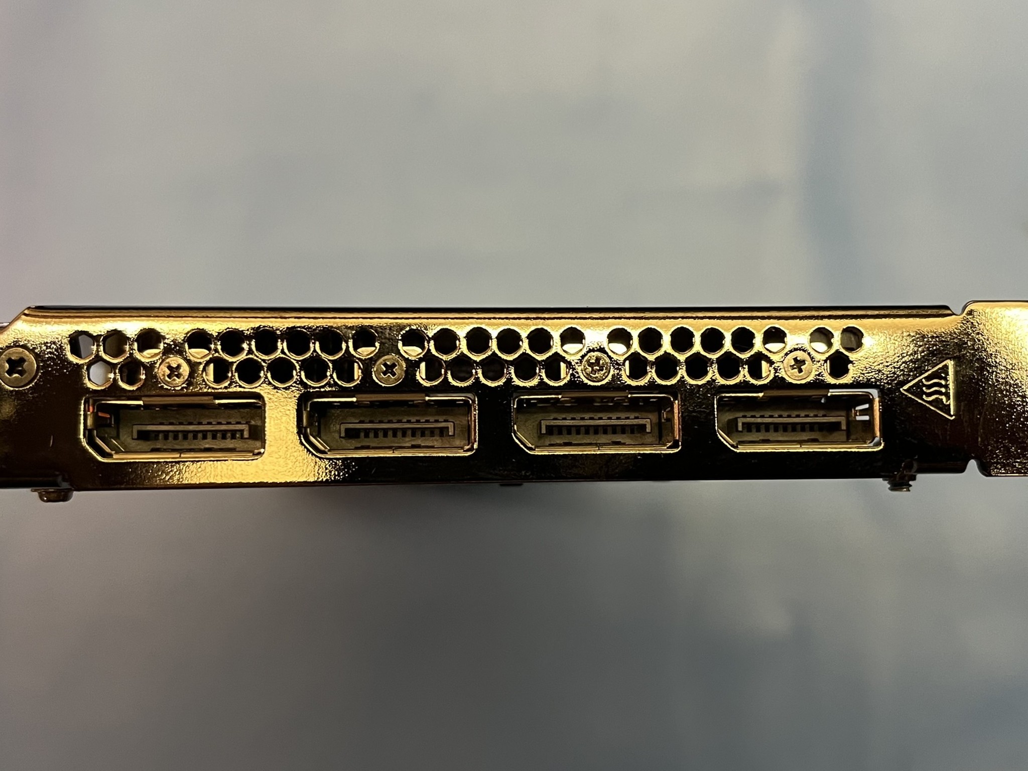 Radeon Pro W5500 8GB VRAM