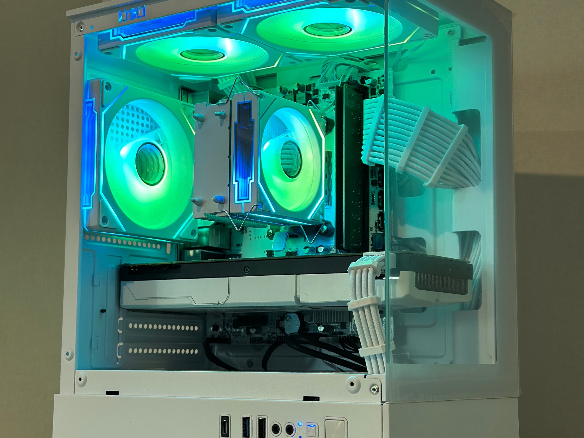 GTX 1080 | Ryzen 5 3500x | 16GB DDR4 | 1.26TB | Win 11 | Office 2024 | FREE SHIP | 1080p Gaming PC