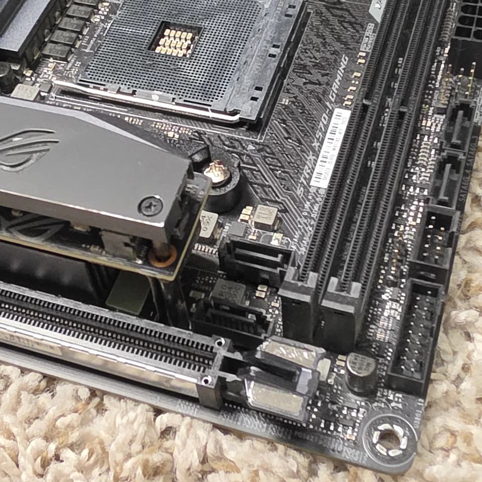 ASUS ROG Strix X570-I Gaming Mini-ITX Motherboard AMD AM4 Socket, DDR4