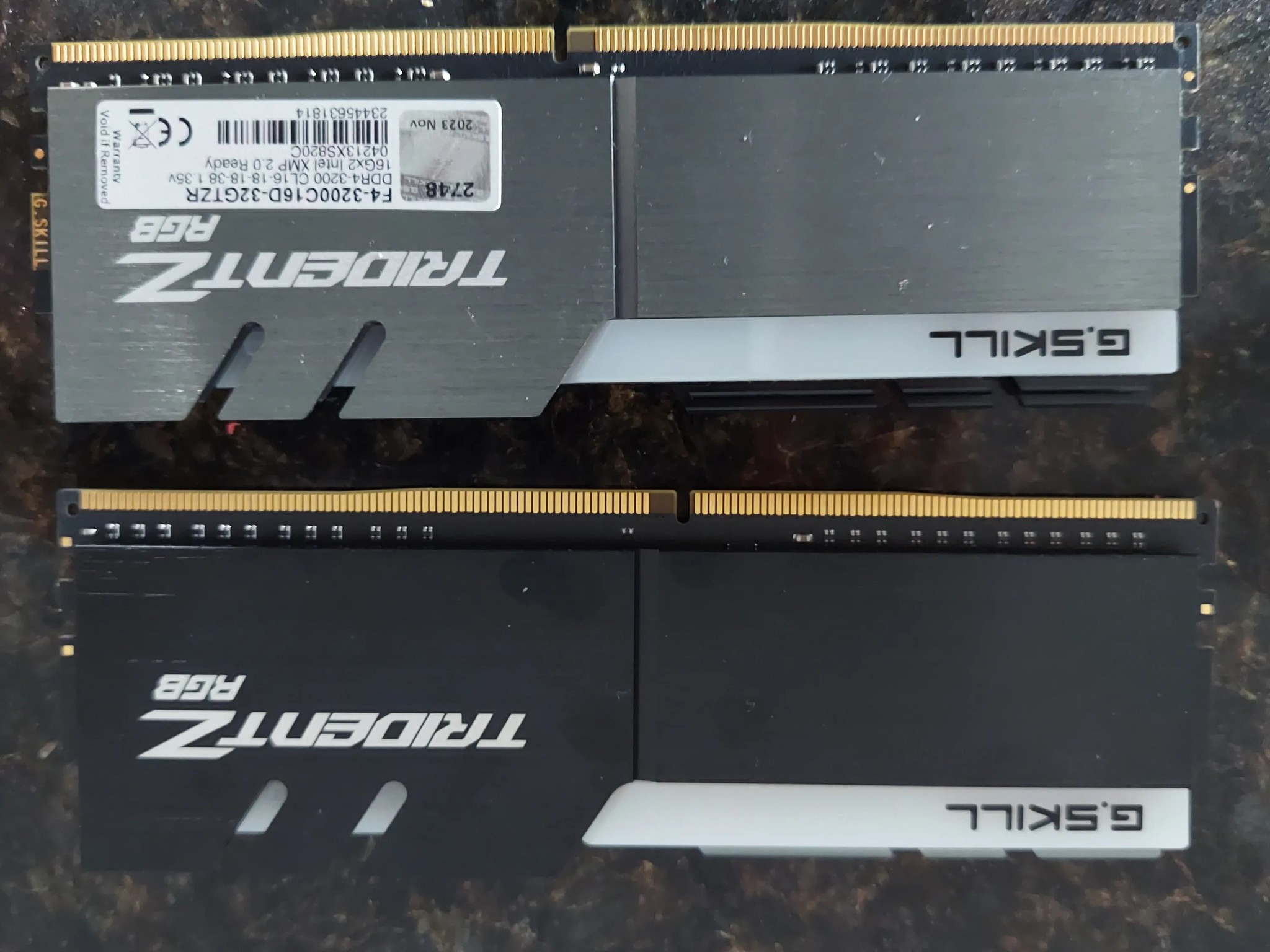 *open box* gskill trident RGB 32gb 16x2 3200mhz ddr4
