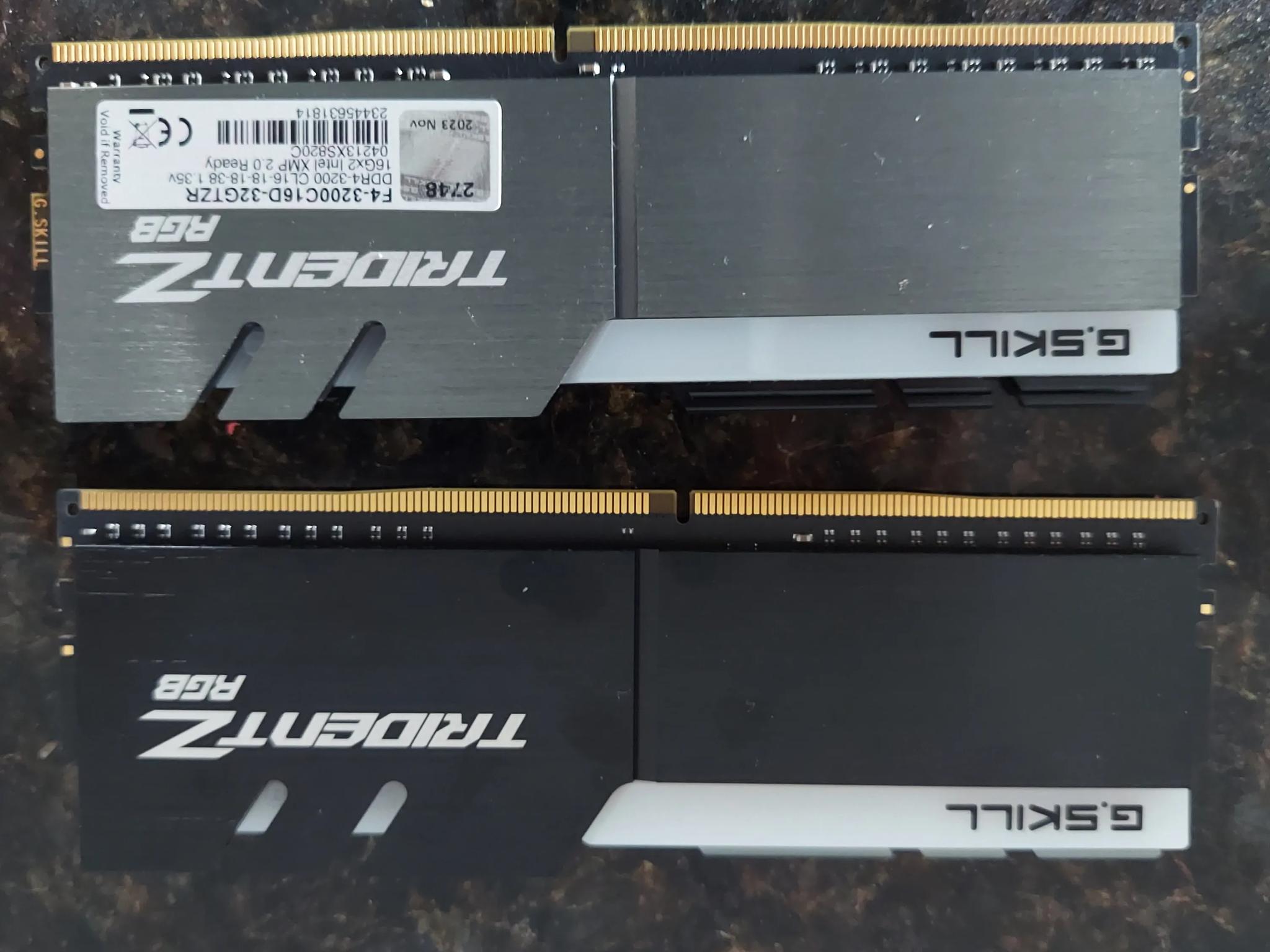 *open box* gskill trident RGB 32gb 16x2 3200mhz ddr4