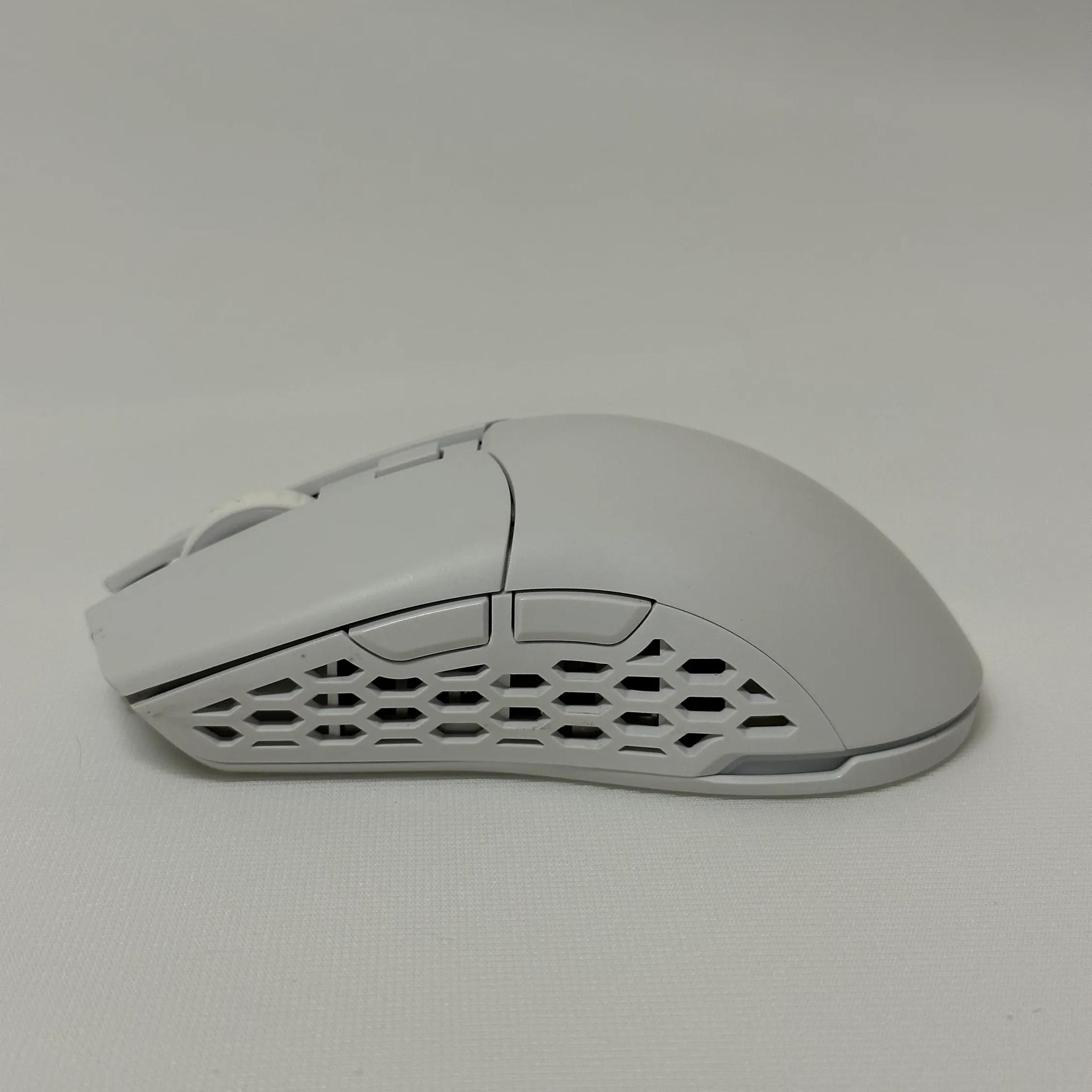 Pwnage Ultra Custom Wireless Symm 2 + Extra Corepad Skates
