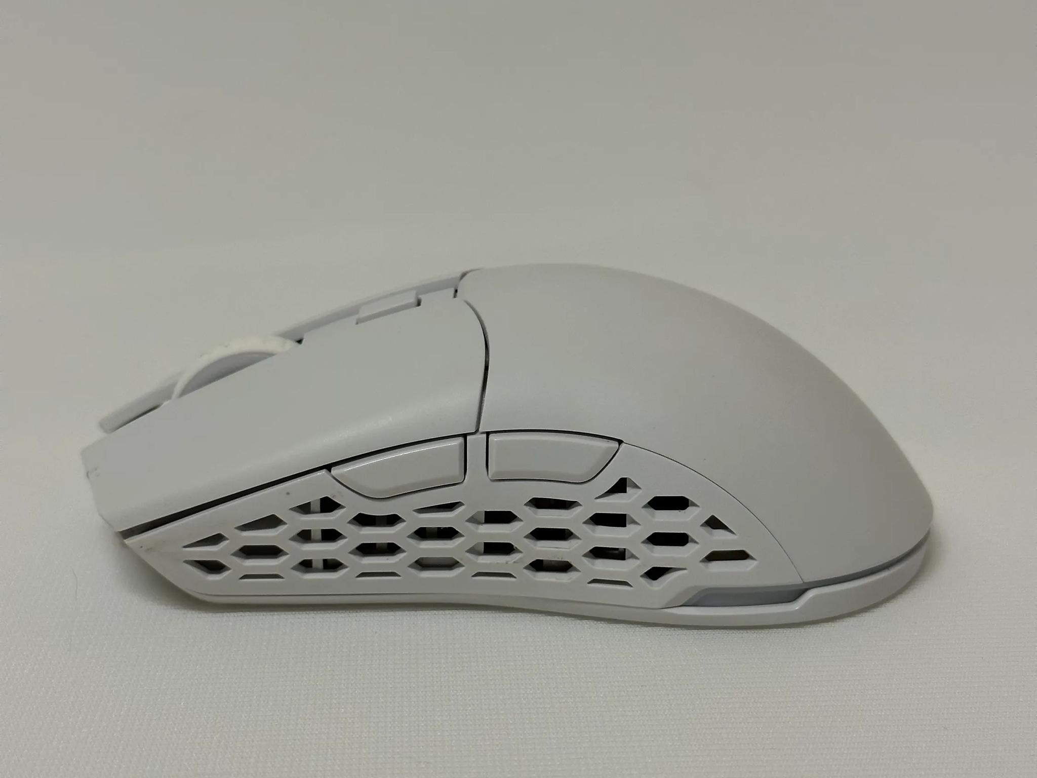 Pwnage Ultra Custom Wireless Symm 2 + Extra Corepad Skates