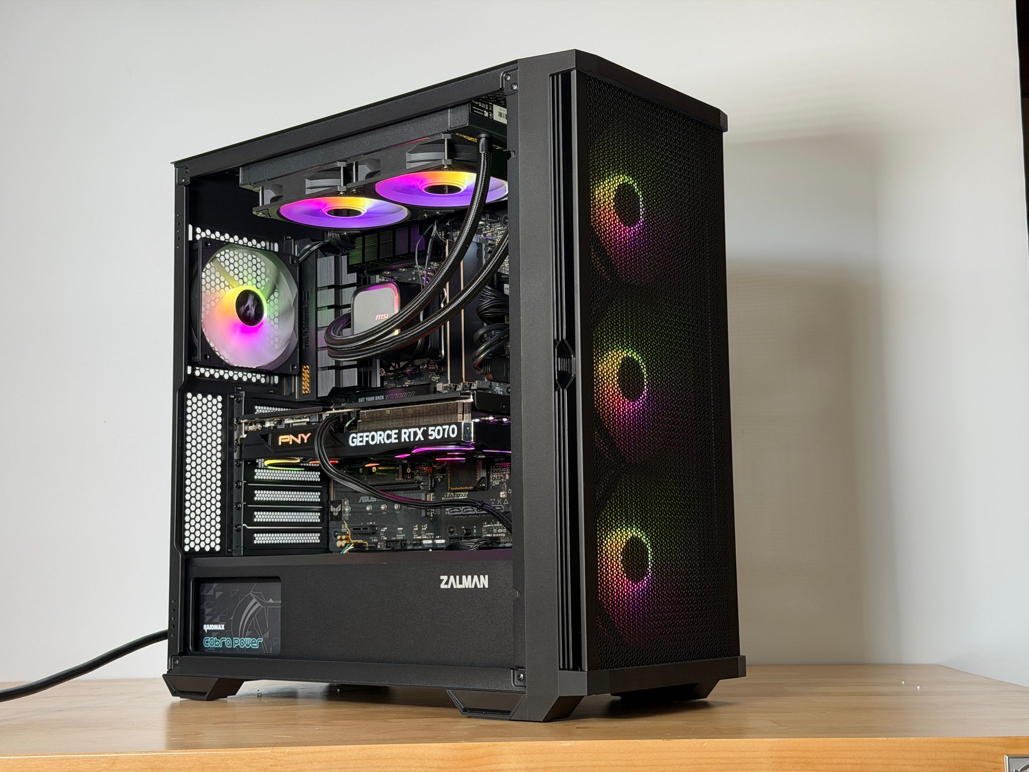 Ryzen 5 9600x RTX 5070 Gaming PC