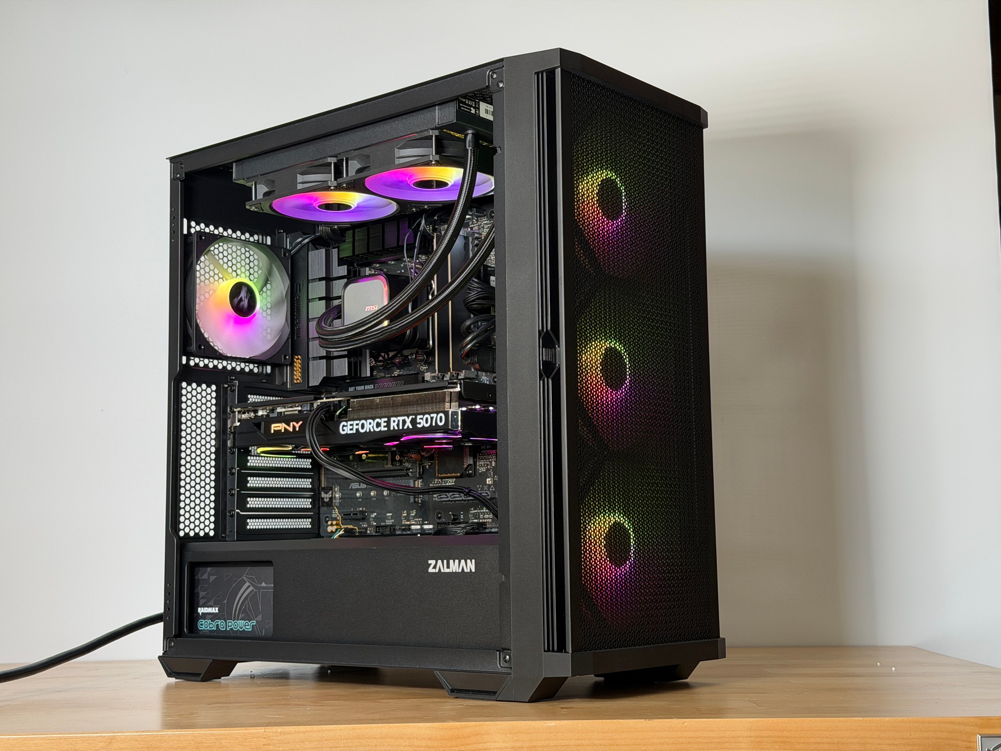 Ryzen 5 9600x RTX 5070 Gaming PC