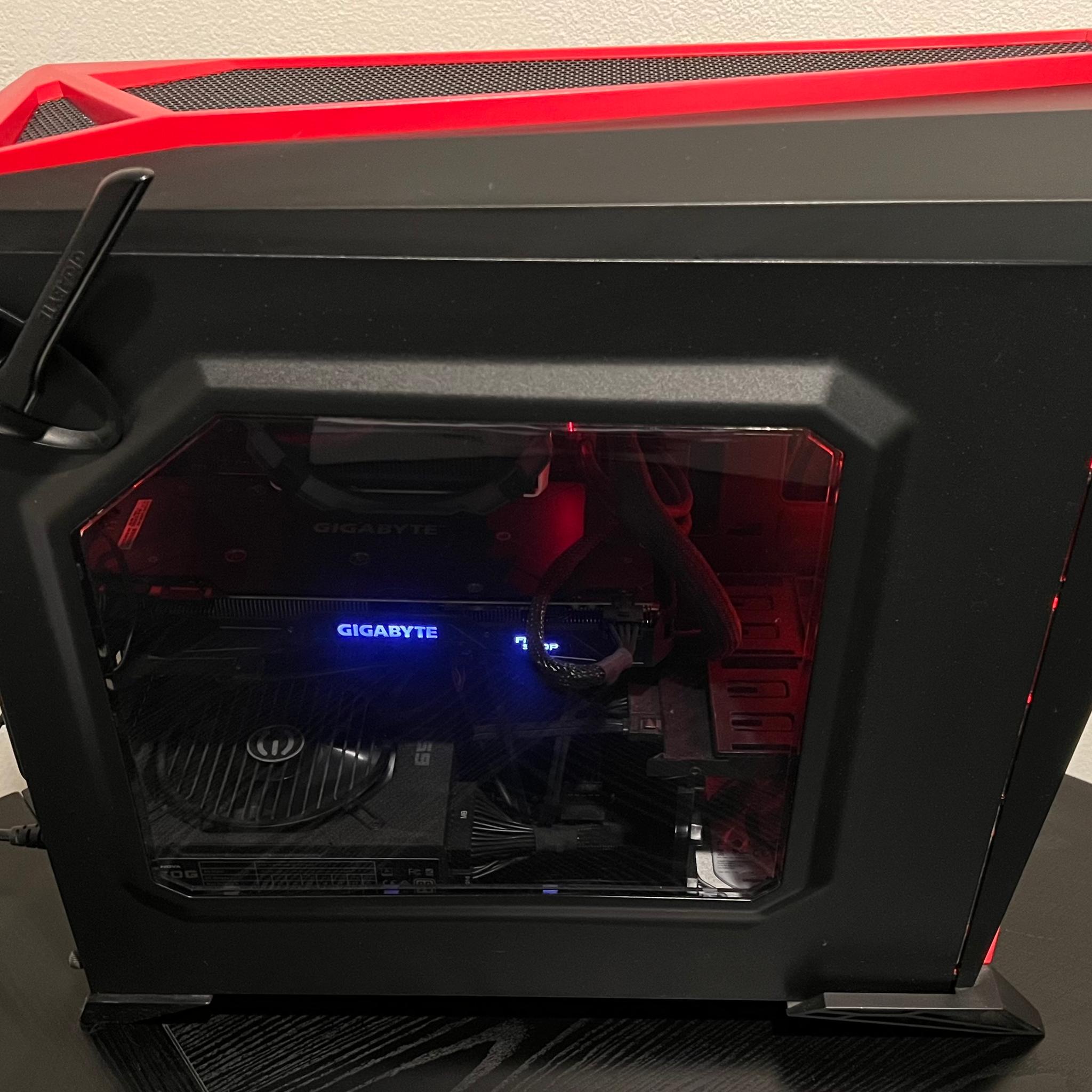Gaming PC - NVIDIA GTX1070 - Intel I7 - 16GBRAM - 2TB HD & 256GB SSD