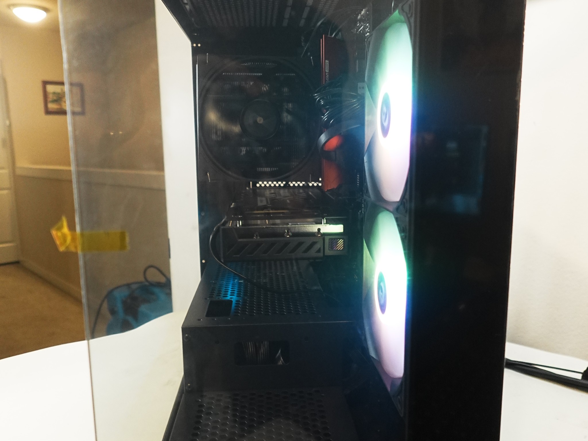 🏎️🎩💎 Gorgeous Fishtank | Ryzen 5 7600X | Intel Arc B580 | 32GB DDR5 5200 | 1TB NVMe SSD