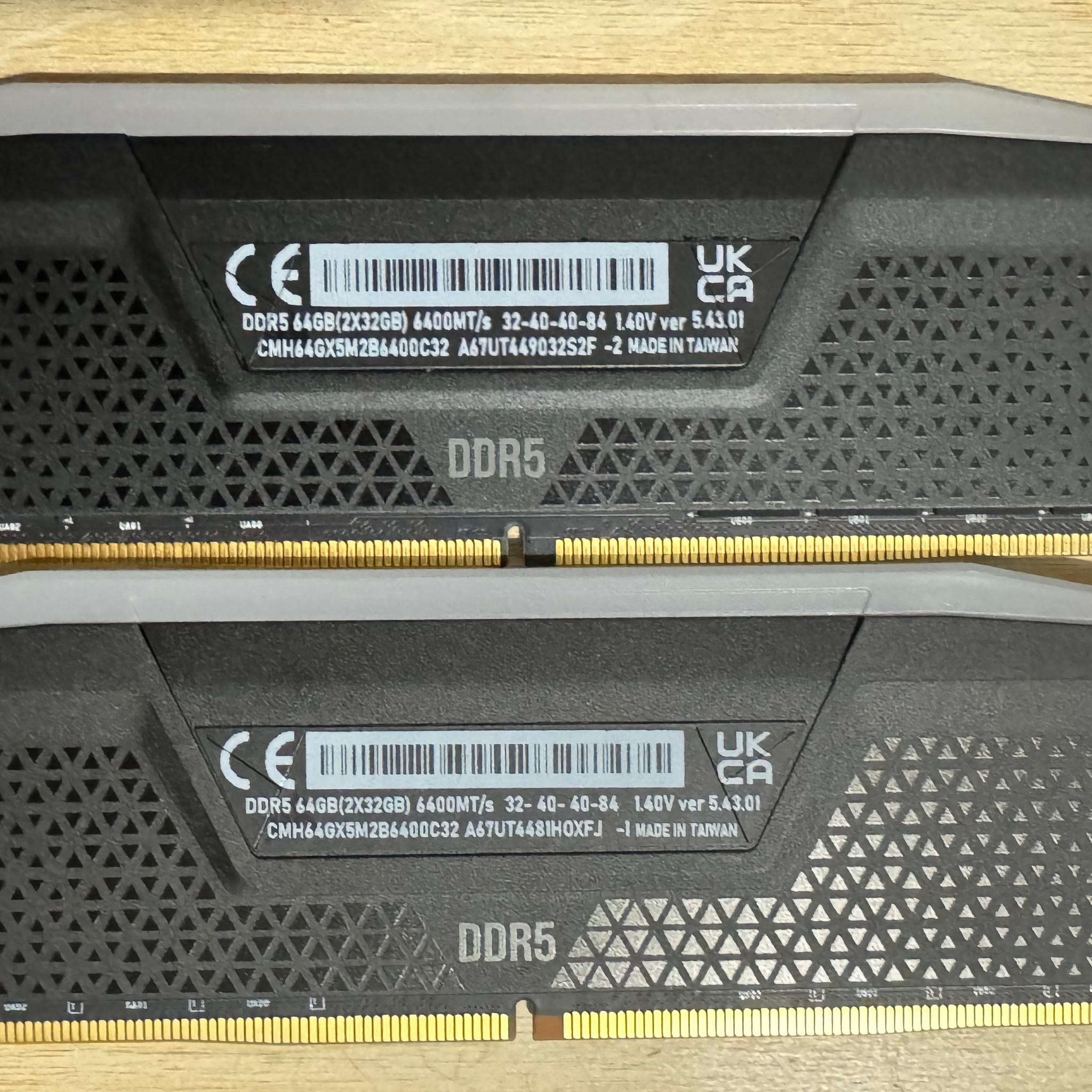 Corsair Vengeance RGB DDR5 64GB (2x32GB) 6400MHz DIMM CMH64GX5M2B6400C32