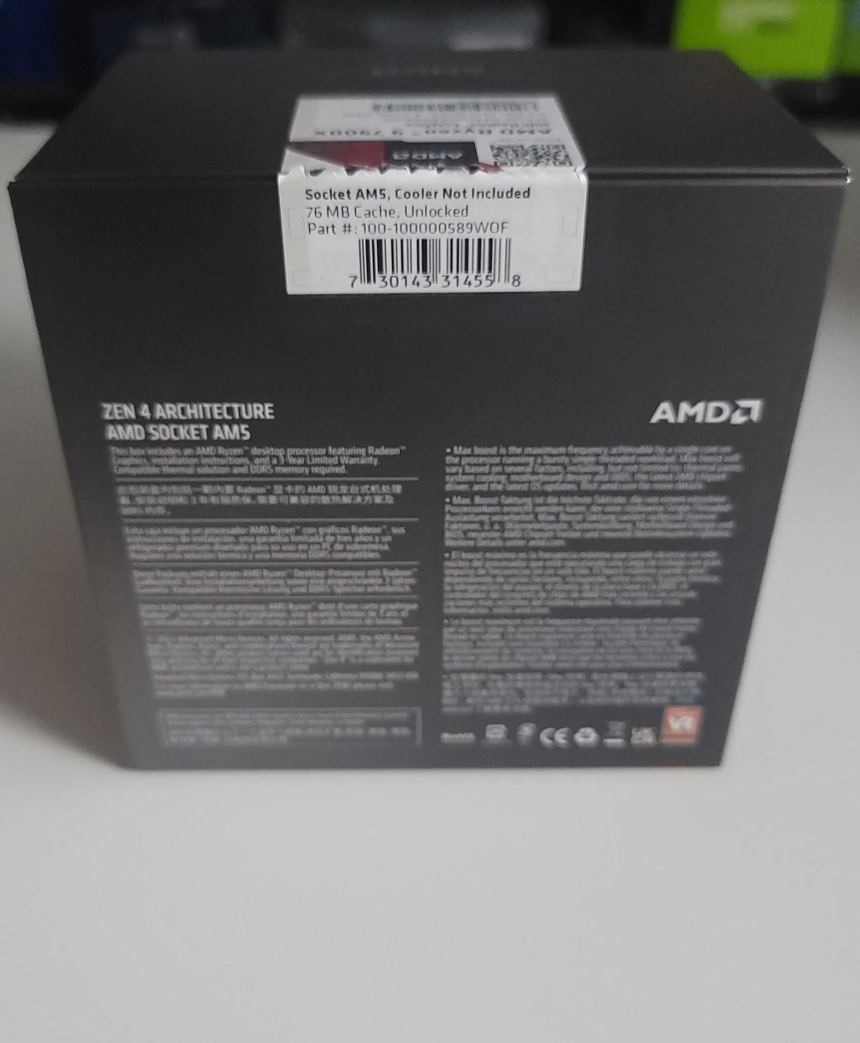 AMD Ryzen 9 7900X 12-Core, 24-Thread Unlocked Desktop Processor