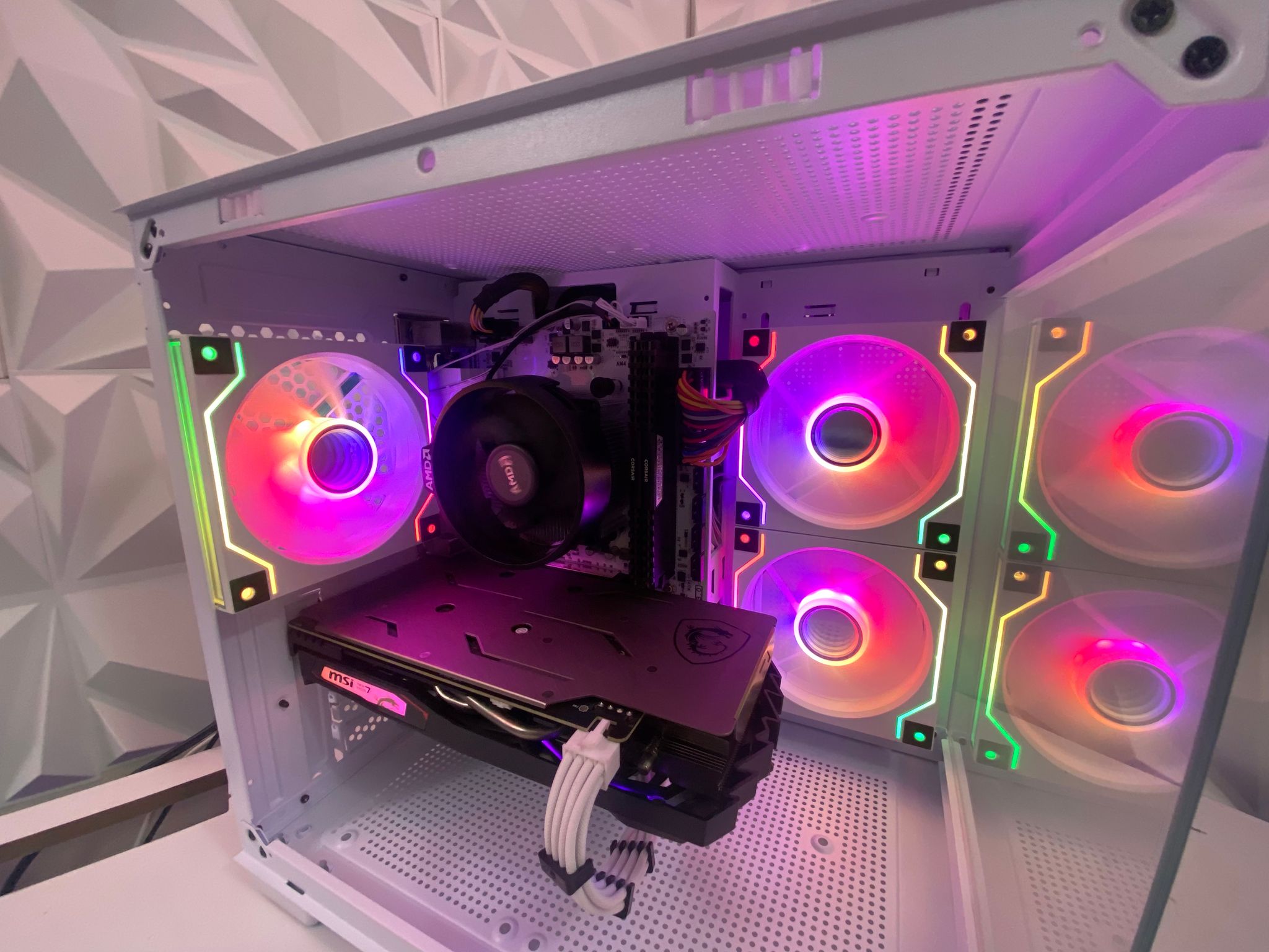 🎅🎅 White Elite Build – Ryzen 5 2600 + GTX 1660 Ti 6GB | 1080p High FPS Ready