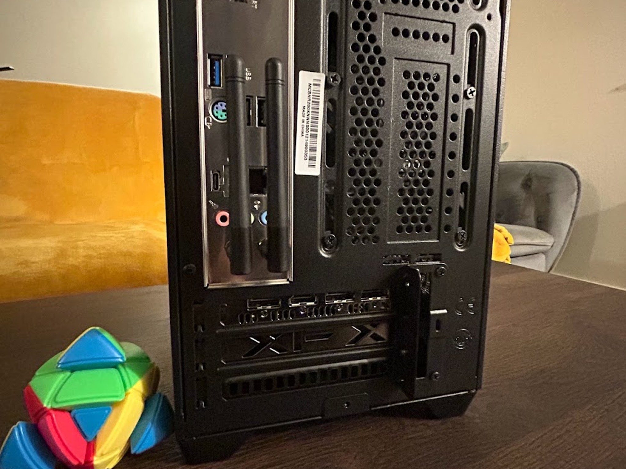 No RGB 5600 + 6700 10GB mini itx NR200