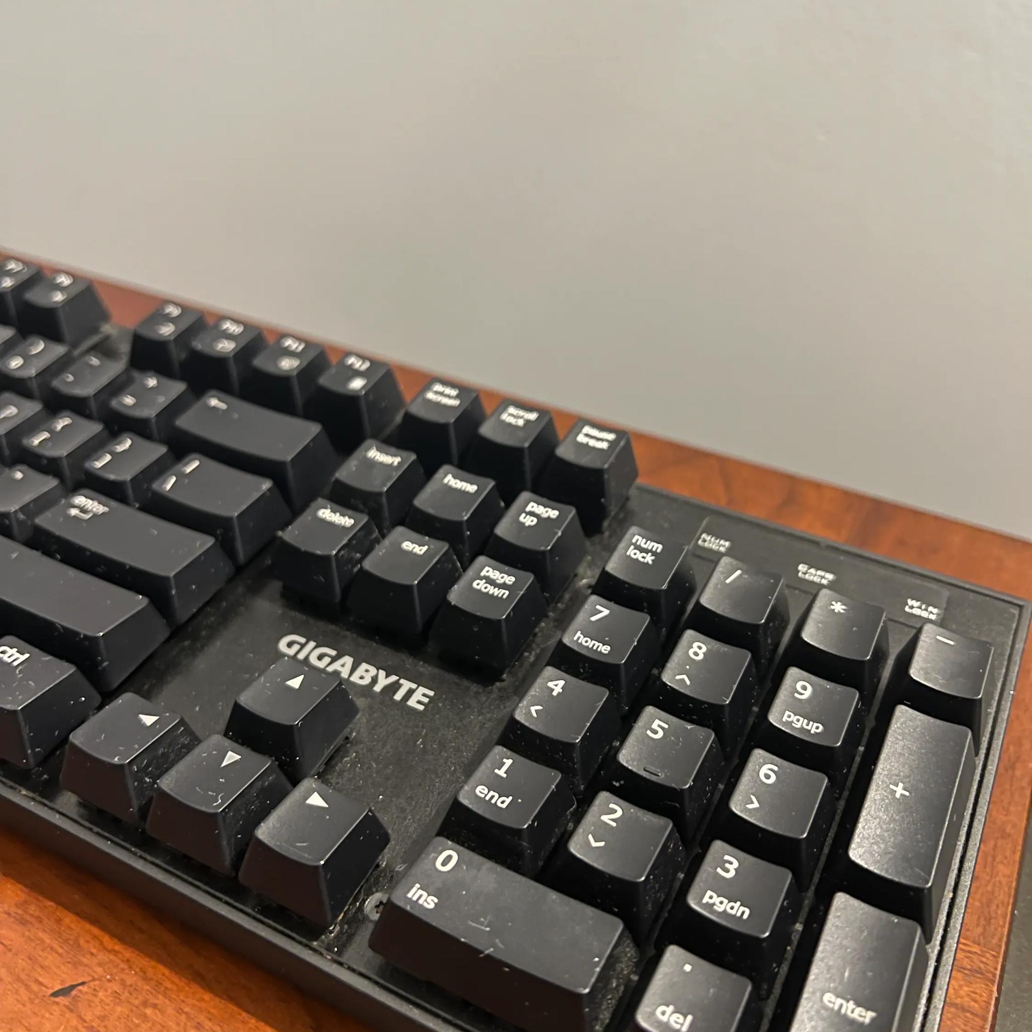 Used Gigabyte Mechanical Gaming Keyboard | Cherry Red