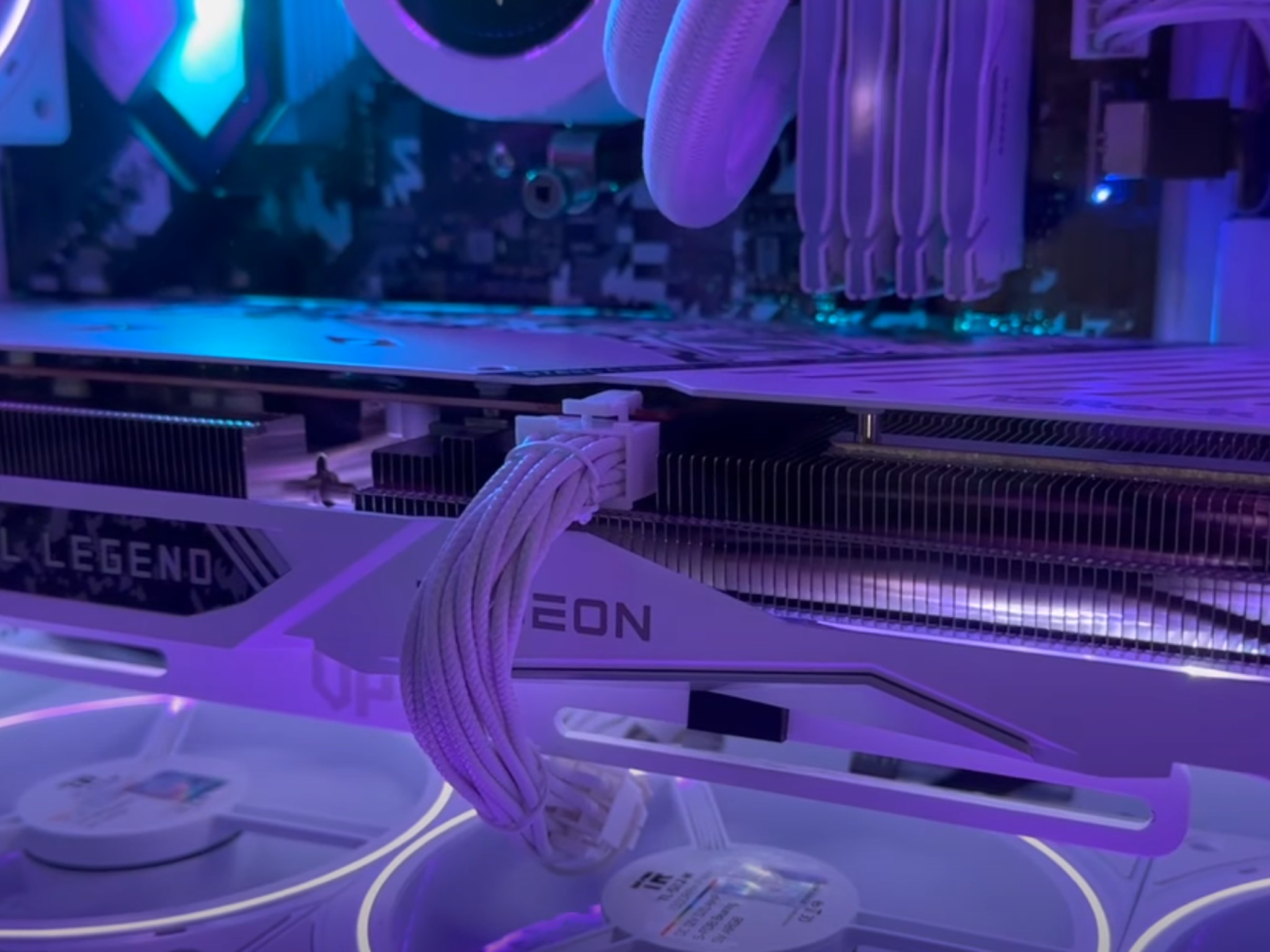 ASRock Steel Legend AMD Radeon RX 7600