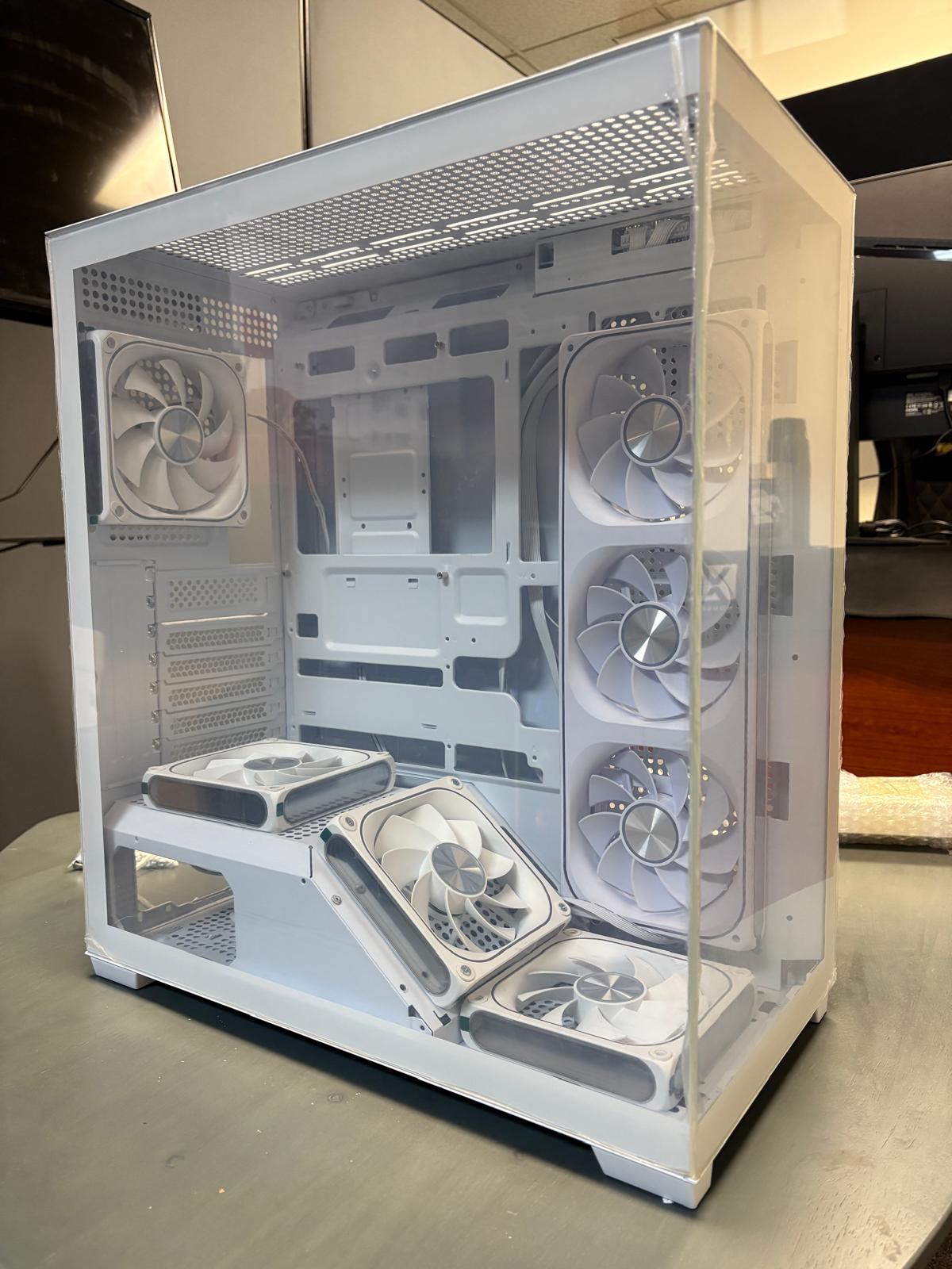 NEW - White Compact Dual-Chamber Mid Tower Airflow Case with Tempered Glass